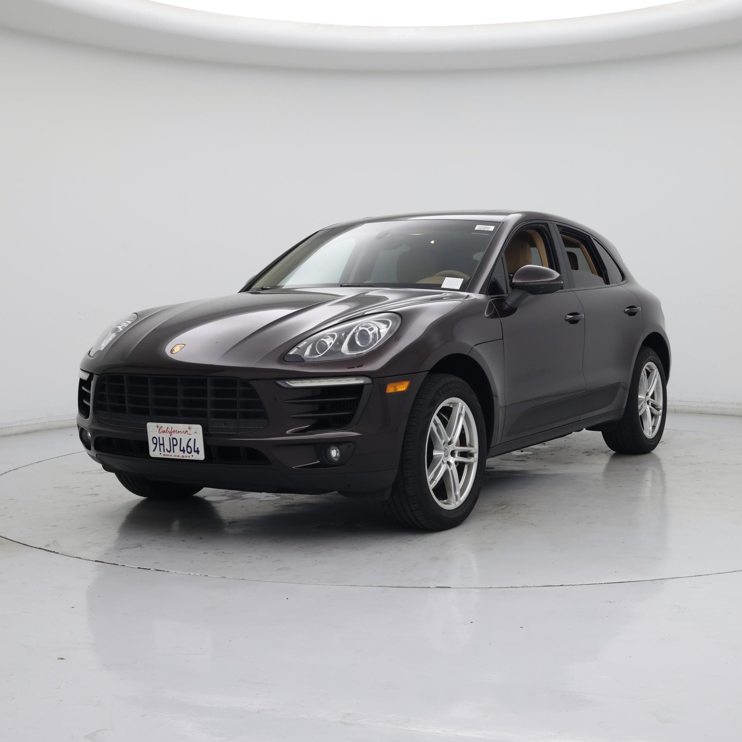 Thumbnail: 2016 Porsche Macan - 4