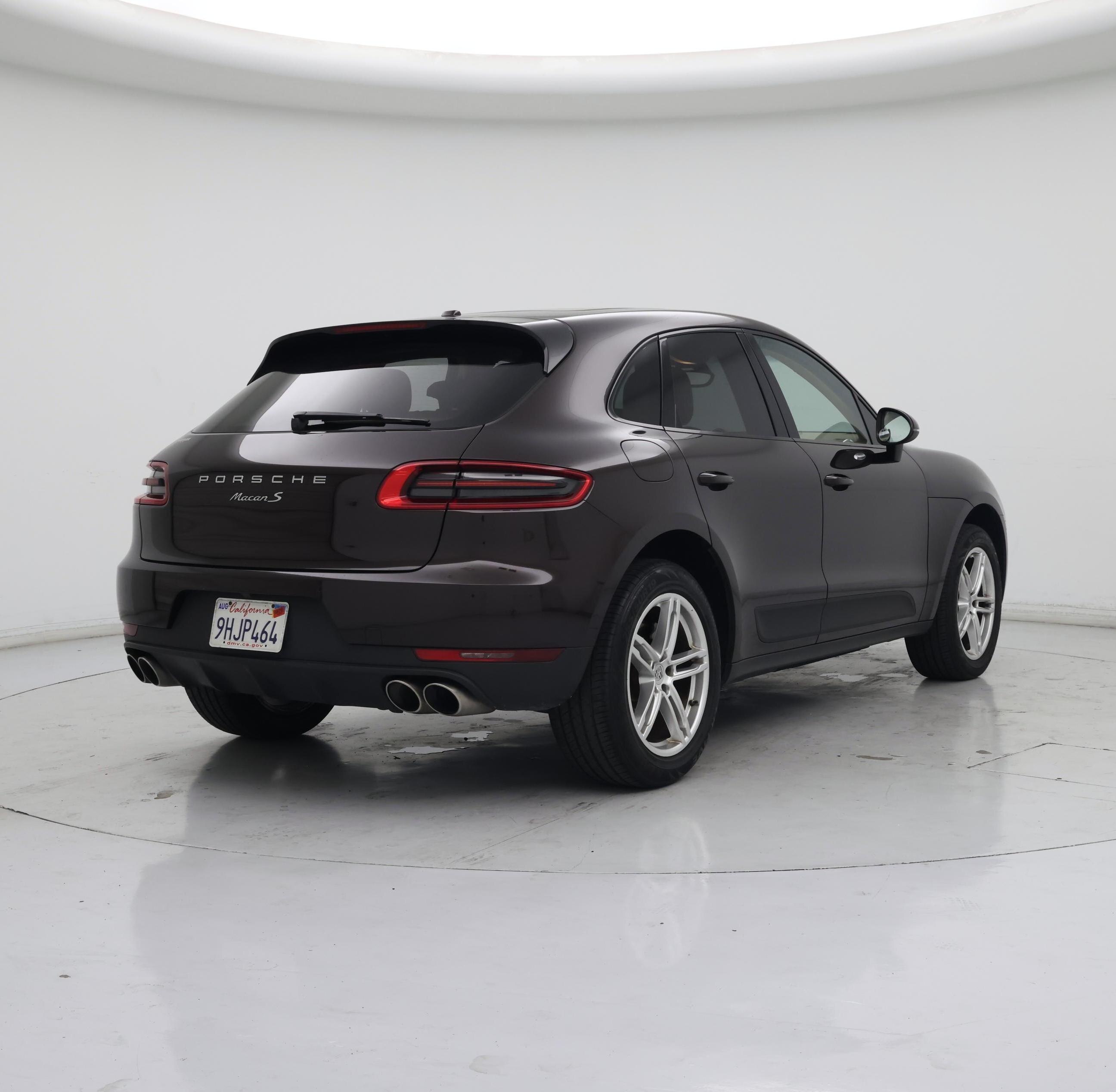 Thumbnail: 2016 Porsche Macan - 8