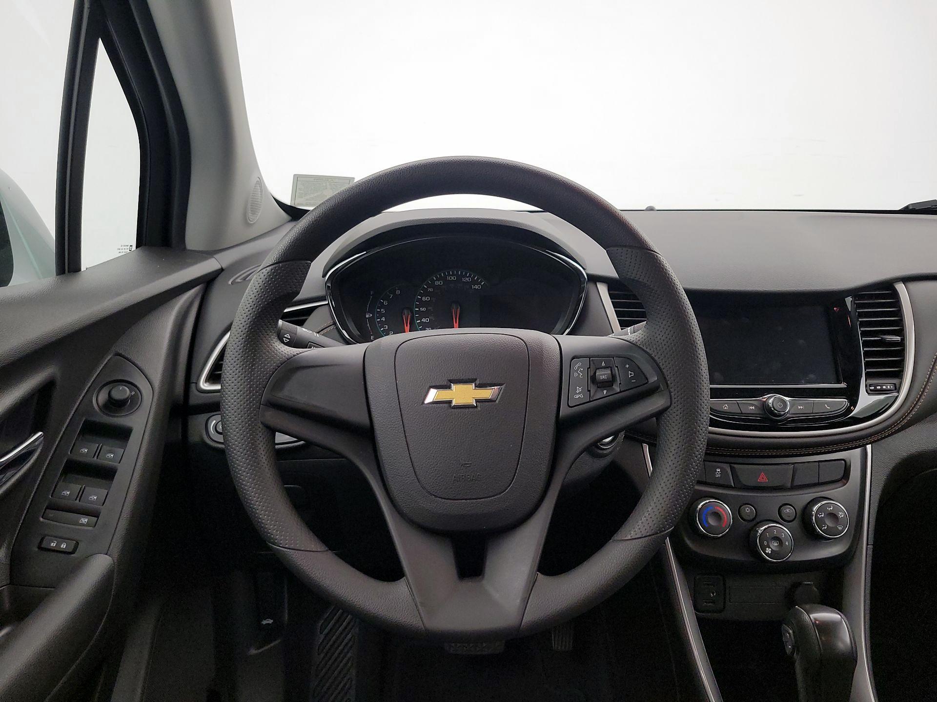Thumbnail: 2020 Chevrolet Trax - 10