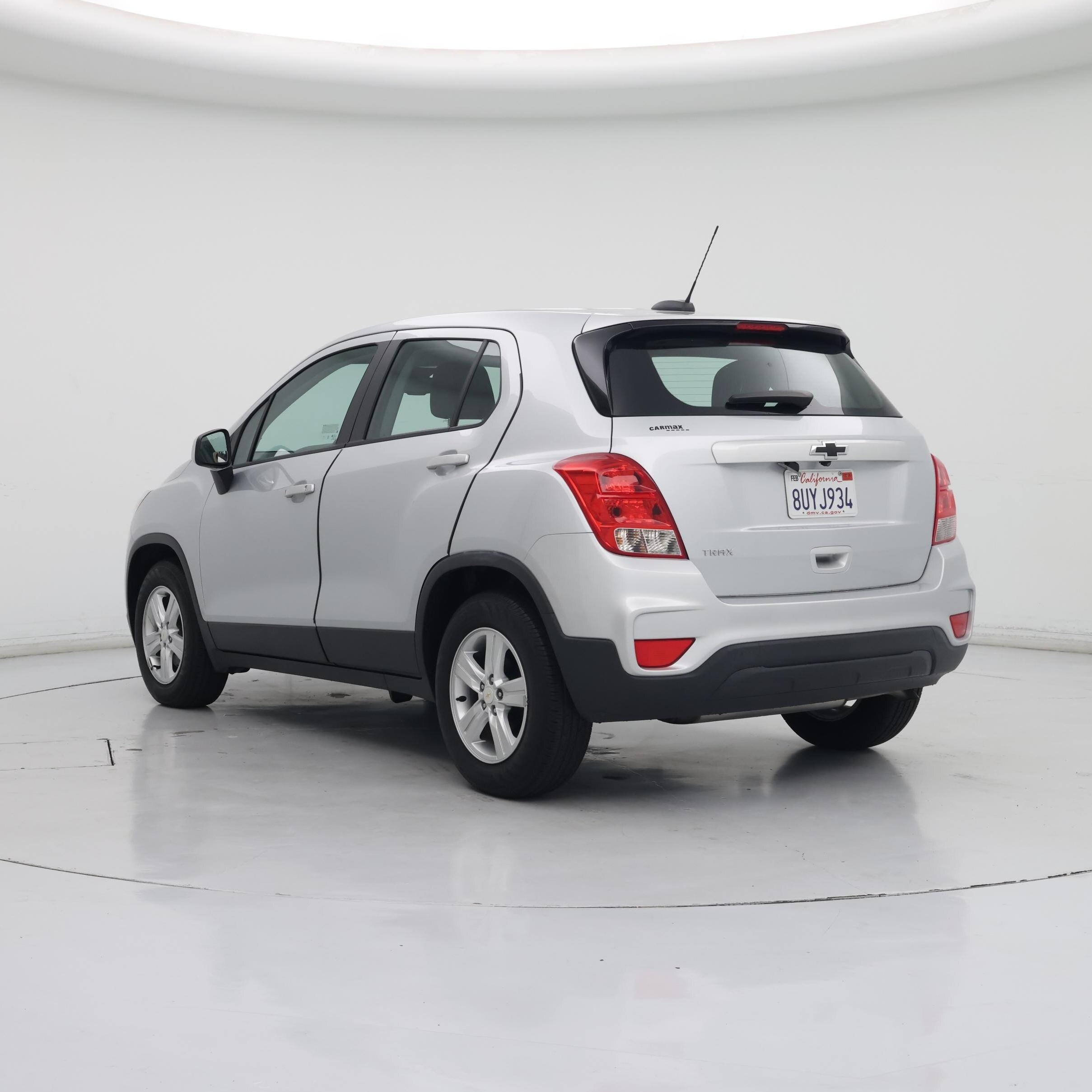 Thumbnail: 2020 Chevrolet Trax - 2
