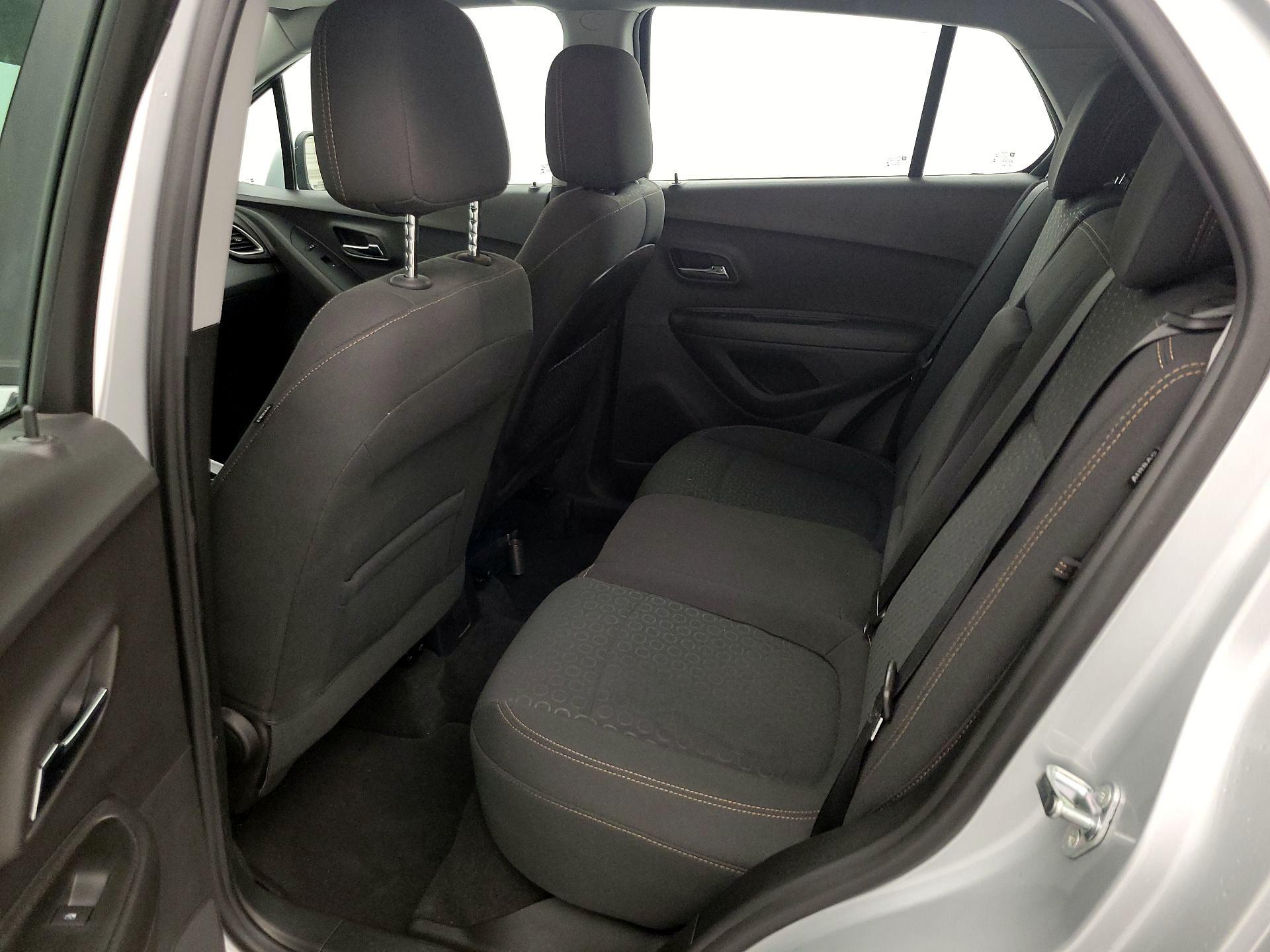 Thumbnail: 2020 Chevrolet Trax - 19