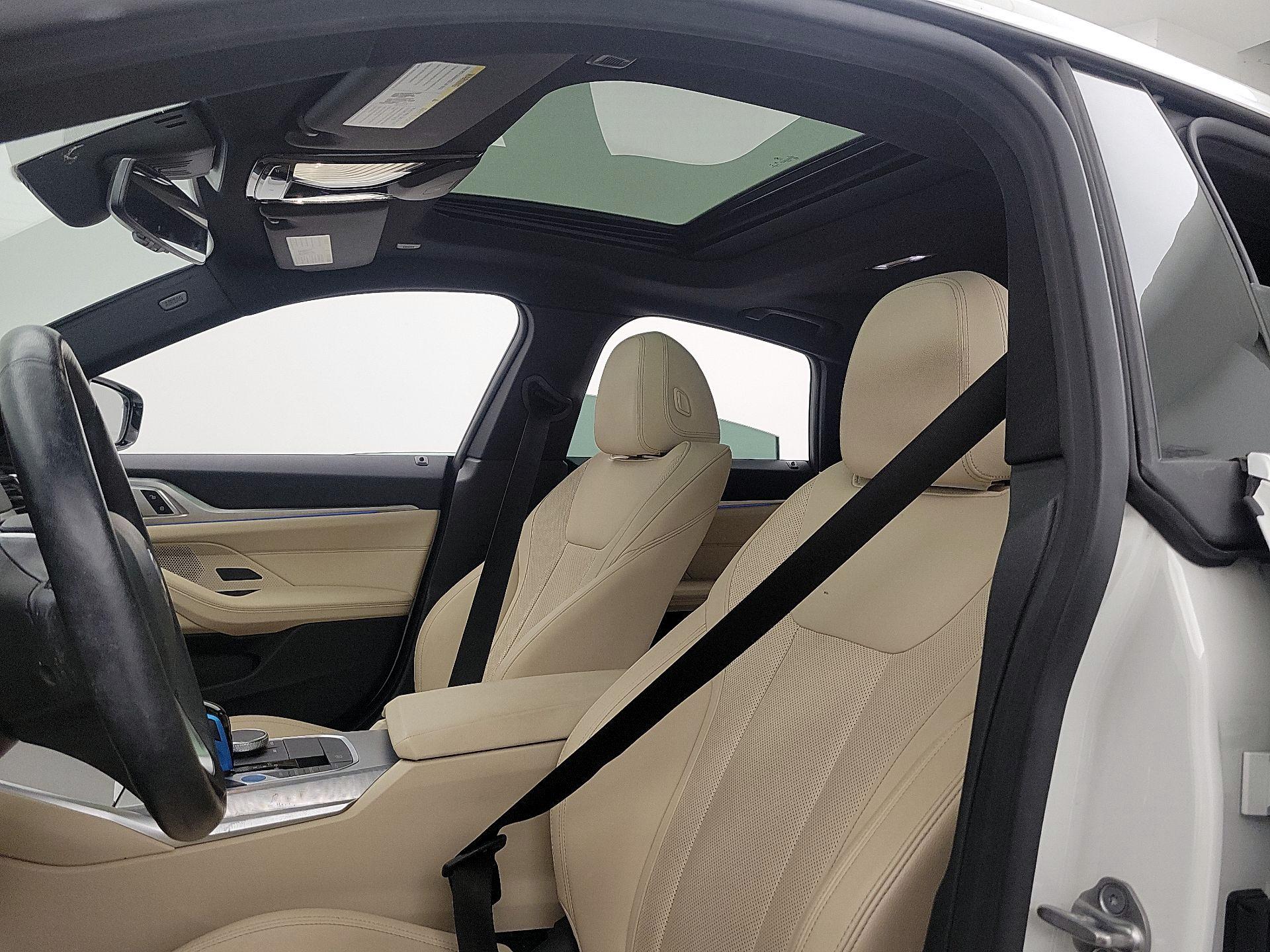 Thumbnail: 2023 BMW i4 - 20