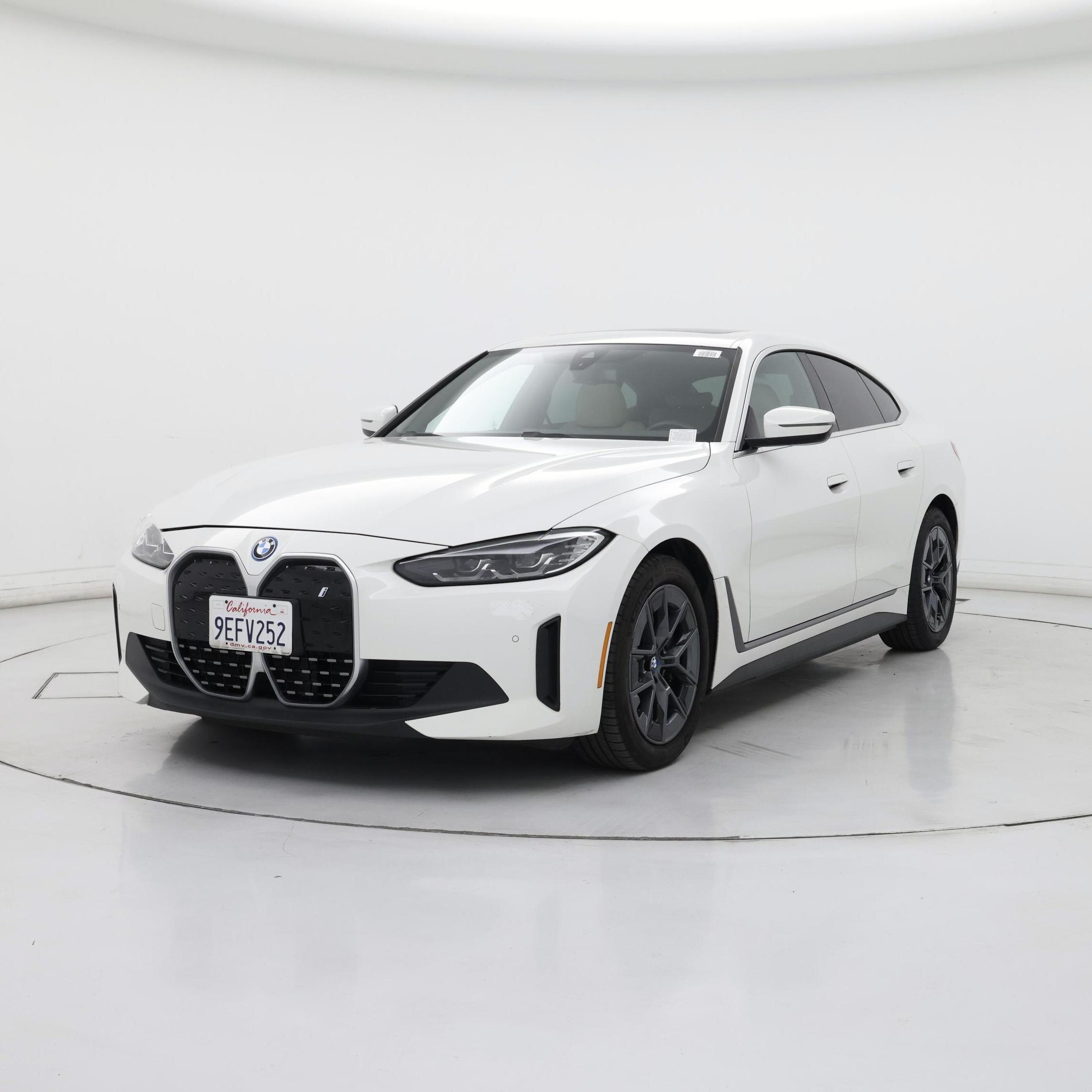 Thumbnail: 2023 BMW i4 - 4