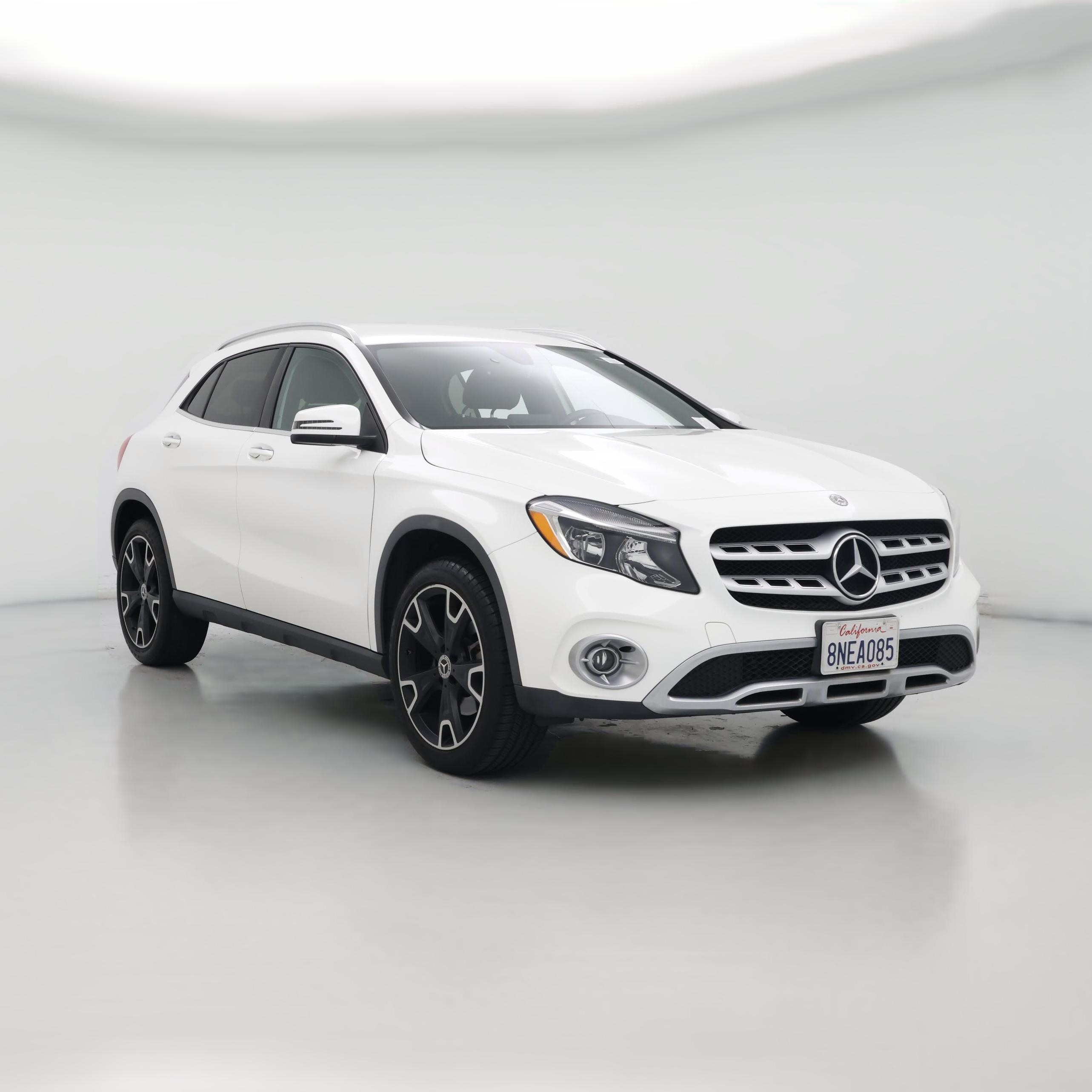 Thumbnail: 2020 Mercedes-Benz GLA - 1