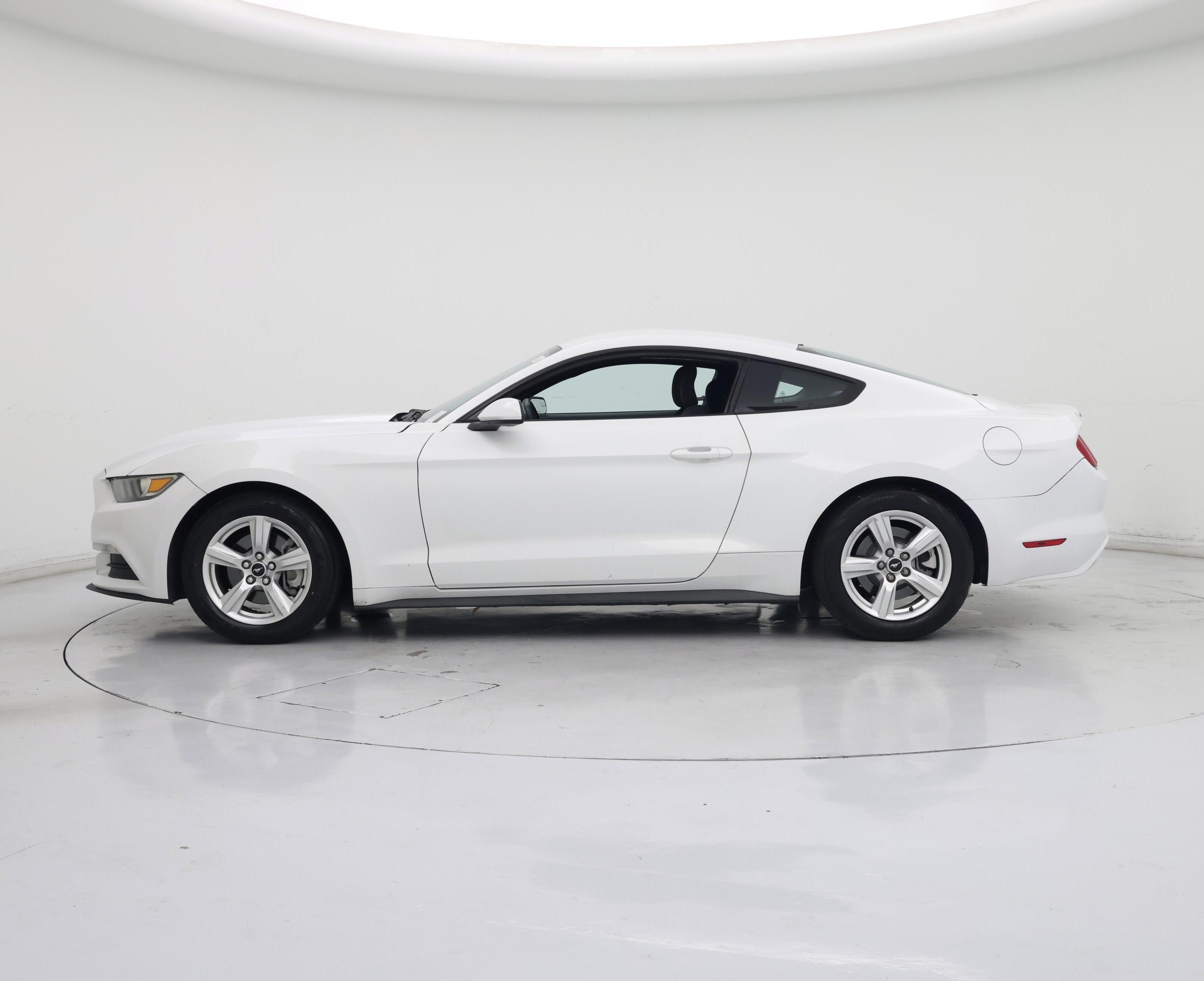 Thumbnail: 2015 Ford Mustang - 3