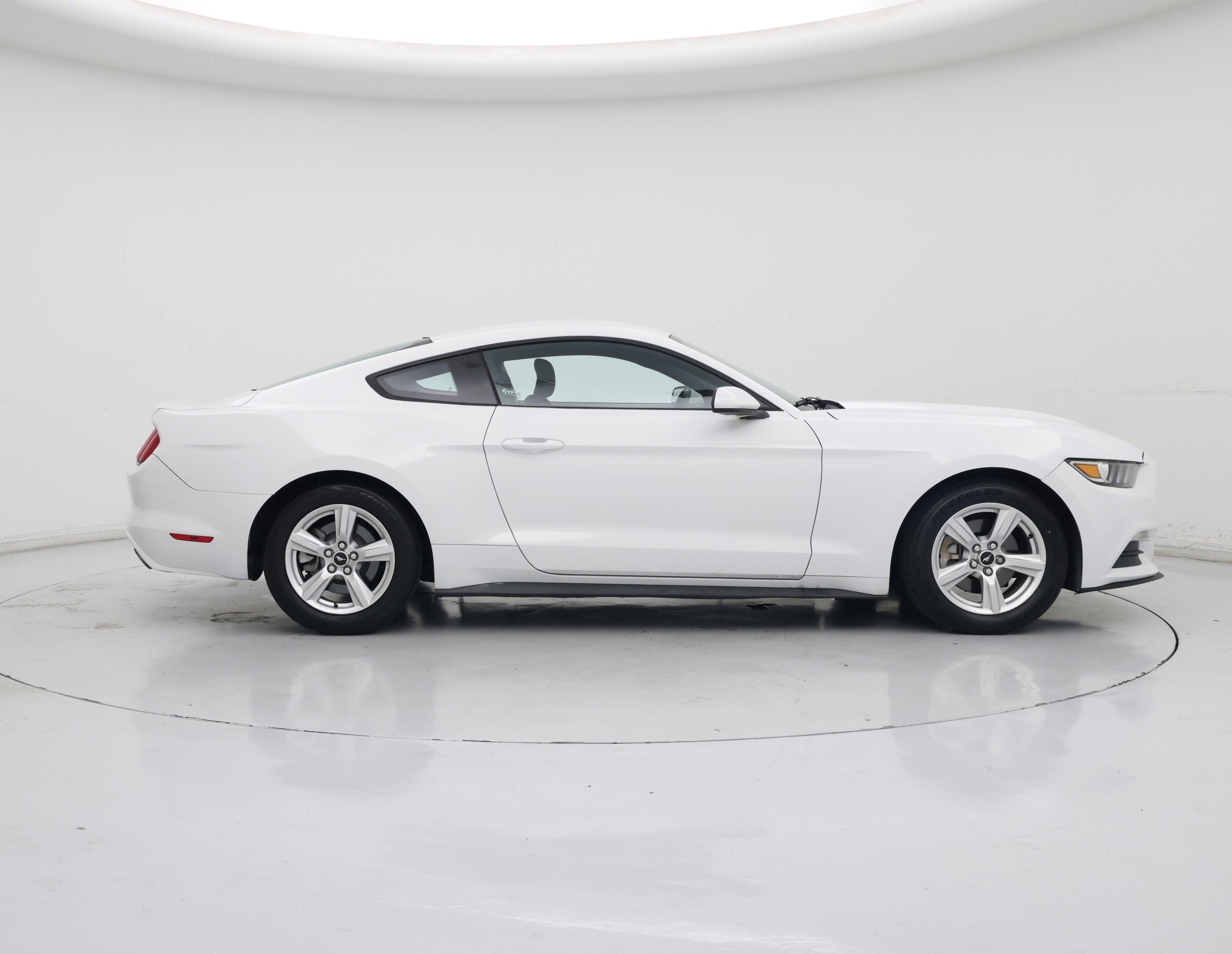 Thumbnail: 2015 Ford Mustang - 7
