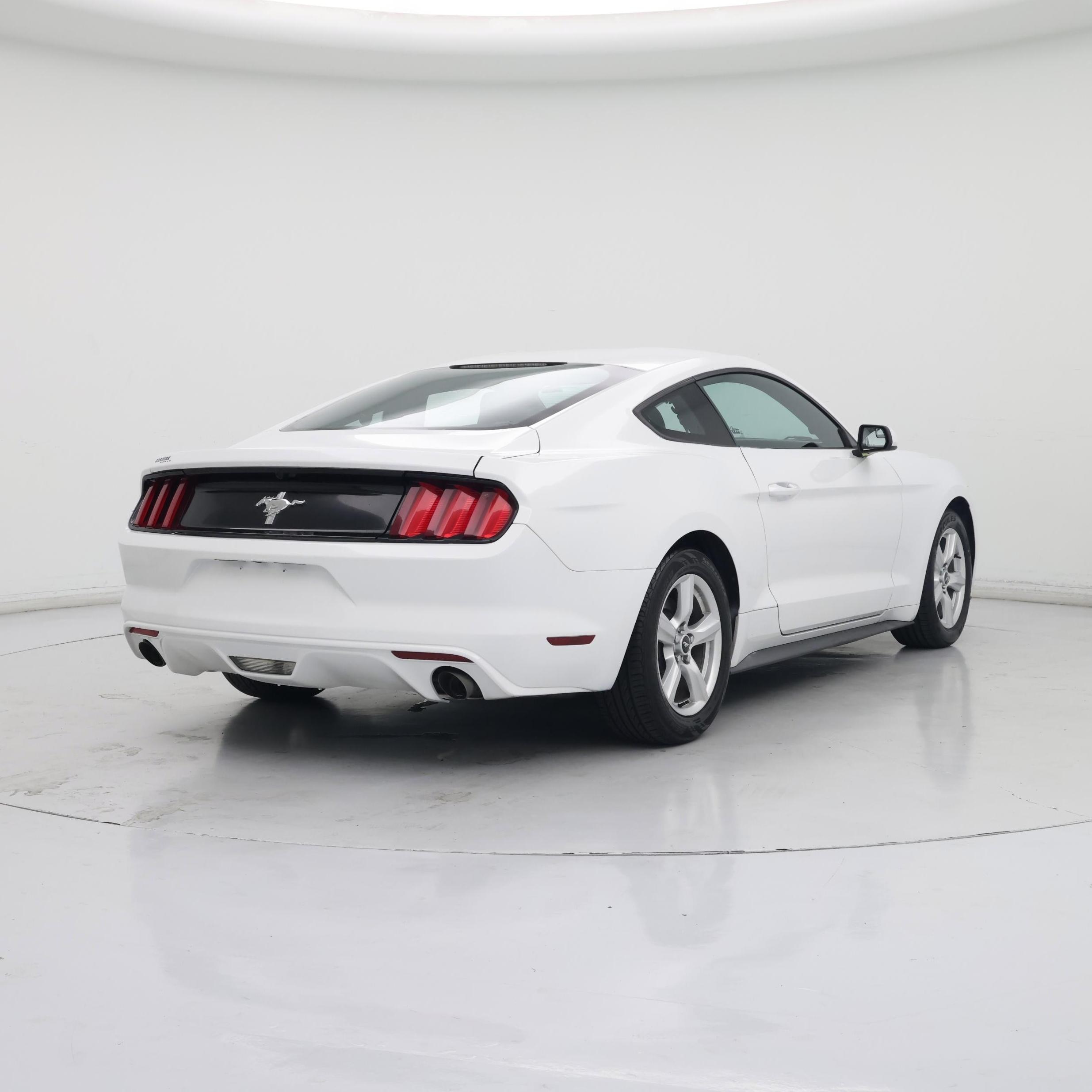 Thumbnail: 2015 Ford Mustang - 8