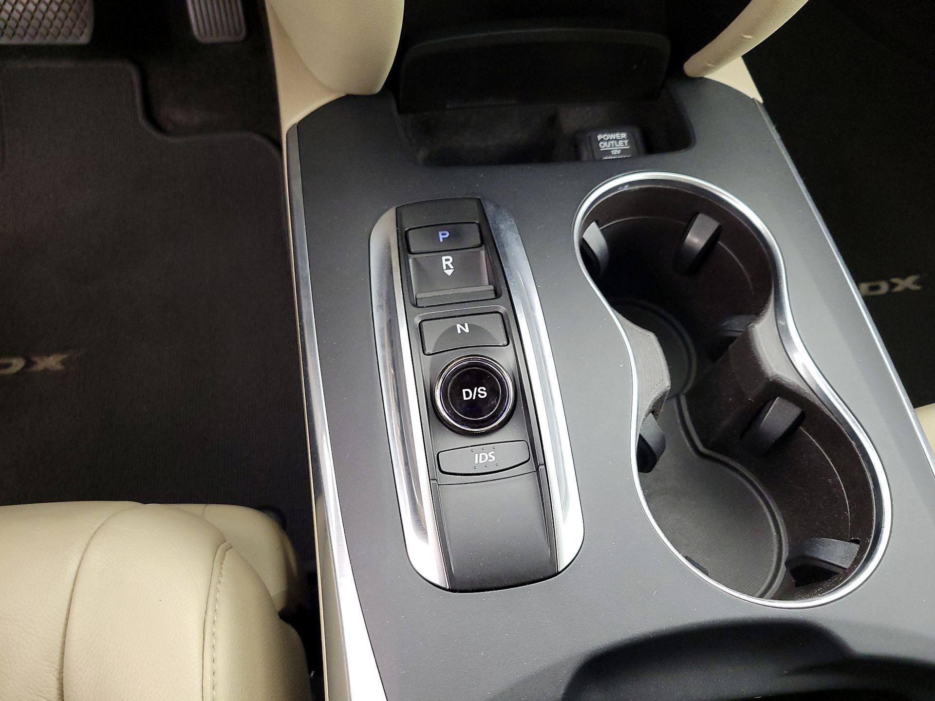 Thumbnail: 2016 Acura MDX - 18