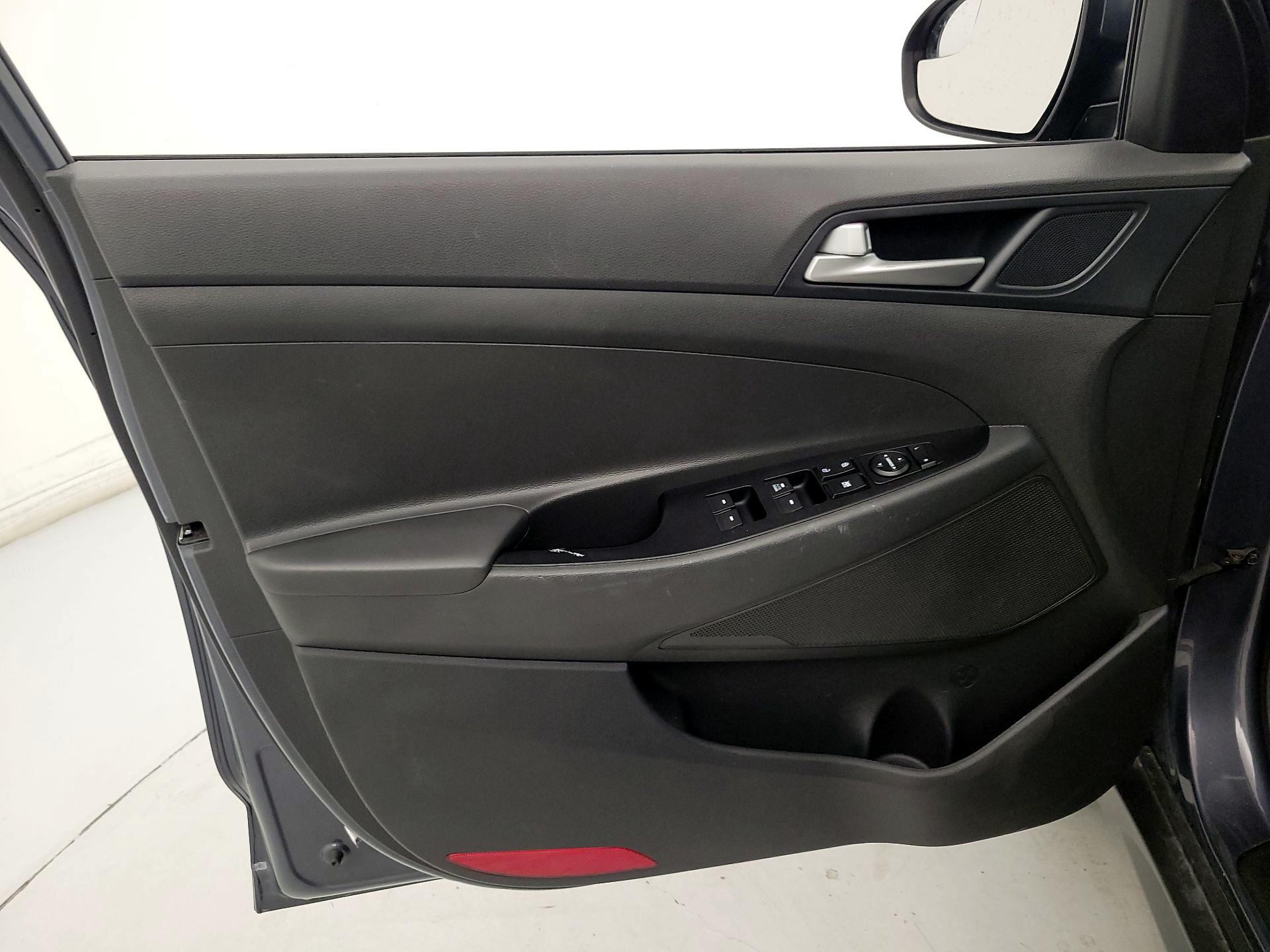 Thumbnail: 2021 Hyundai Tucson - 12