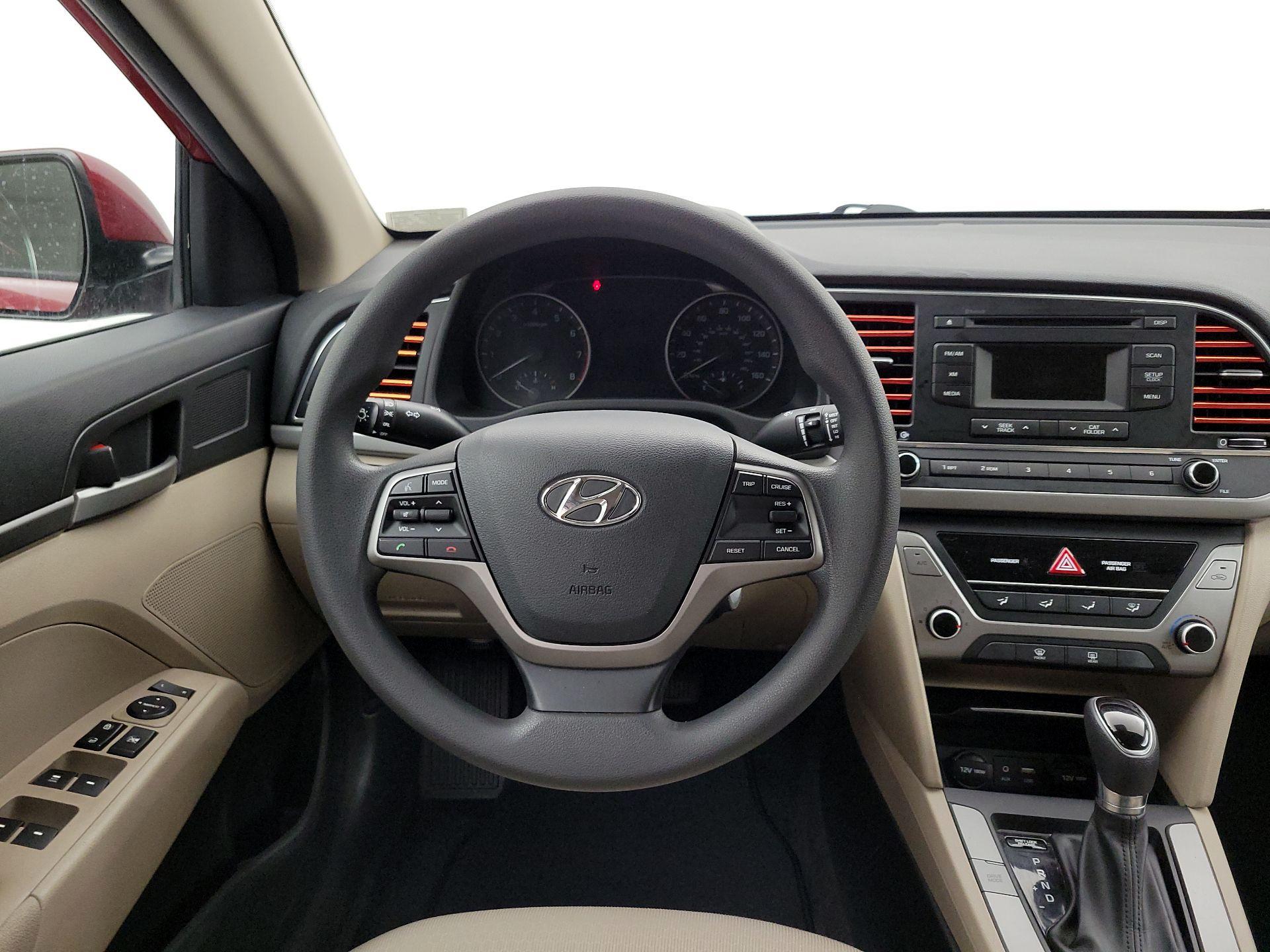 Thumbnail: 2017 Hyundai Elantra - 10