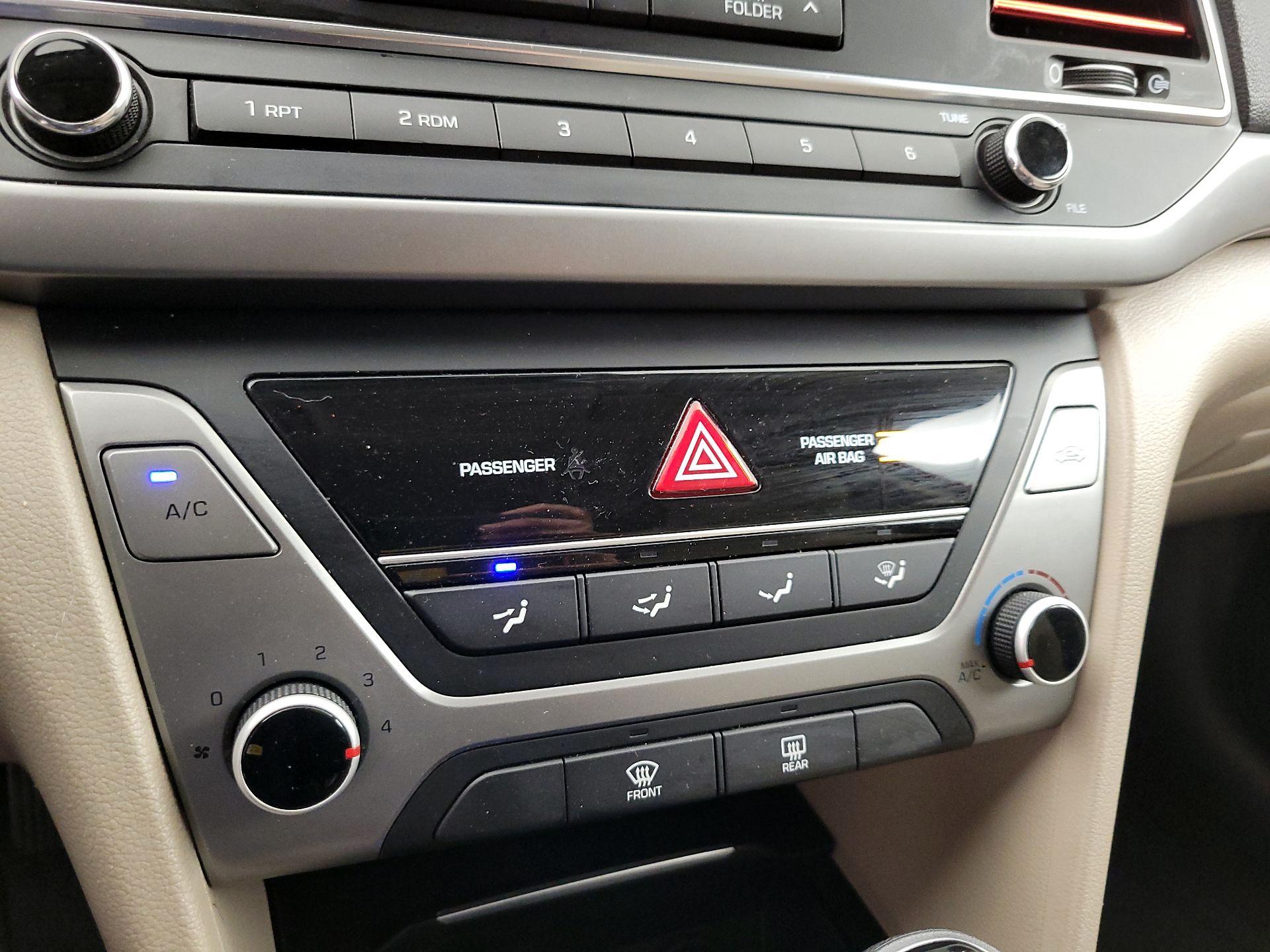 Thumbnail: 2017 Hyundai Elantra - 16