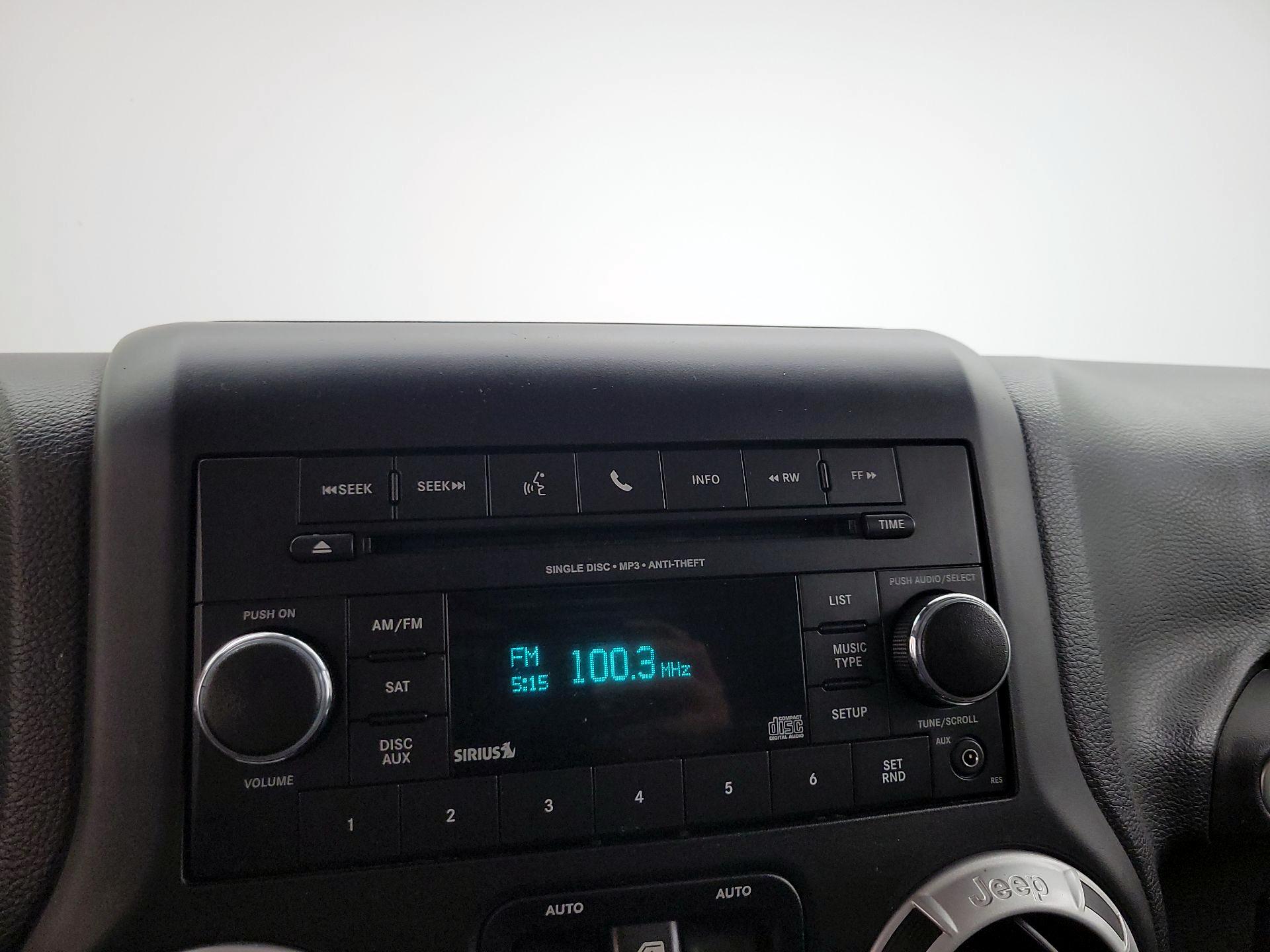 Thumbnail: 2014 Jeep Wrangler - 13