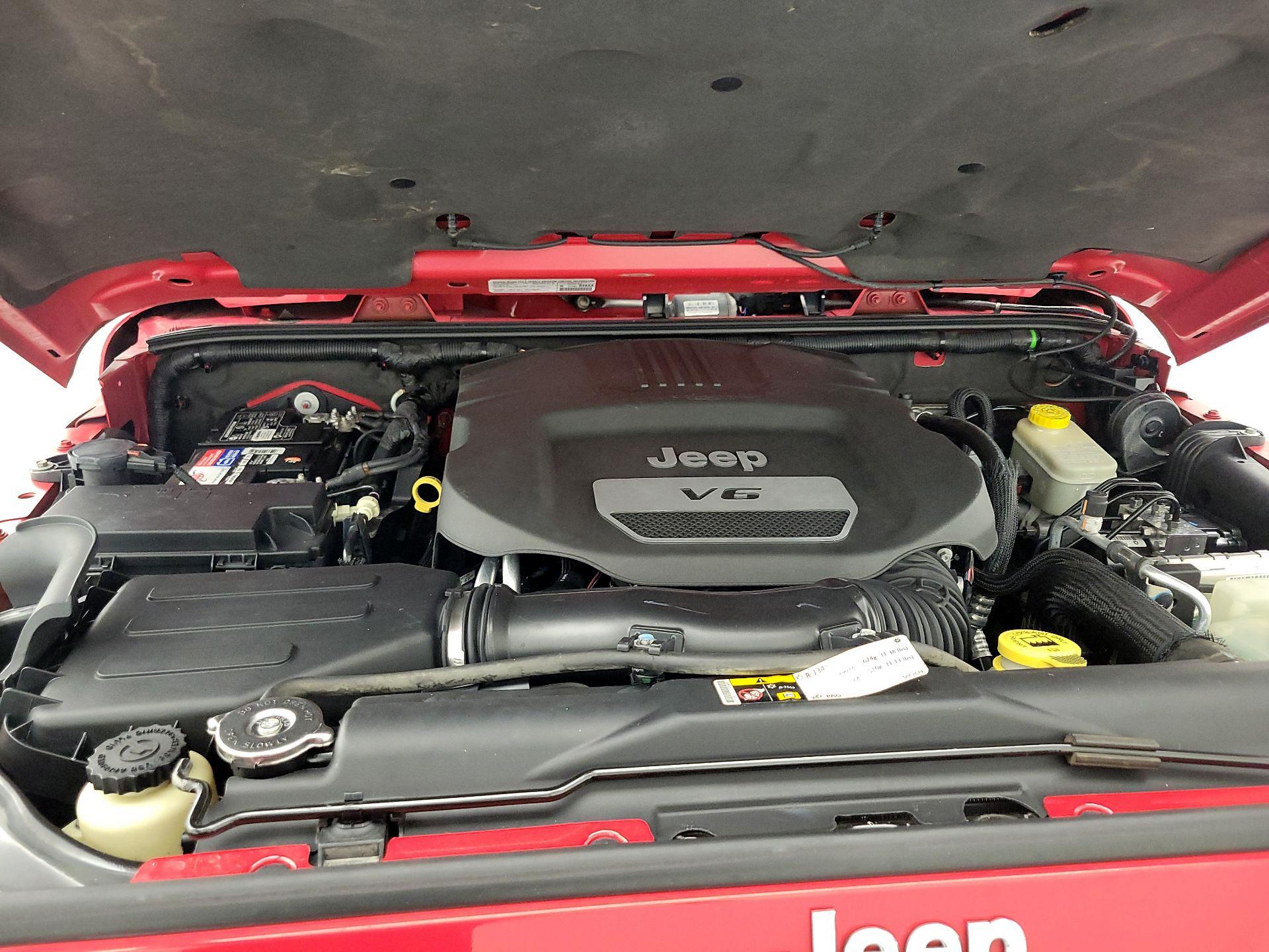 Thumbnail: 2014 Jeep Wrangler - 19