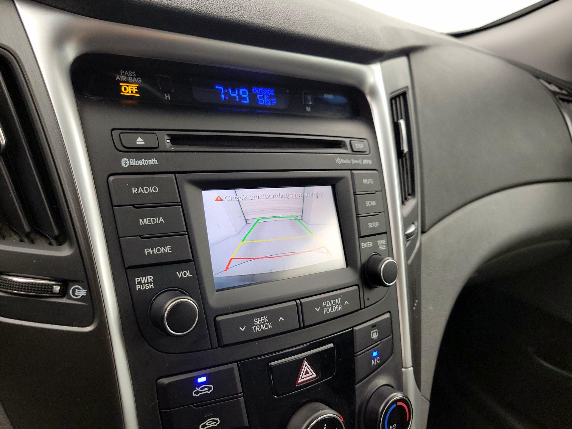 Thumbnail: 2014 Hyundai Sonata - 14