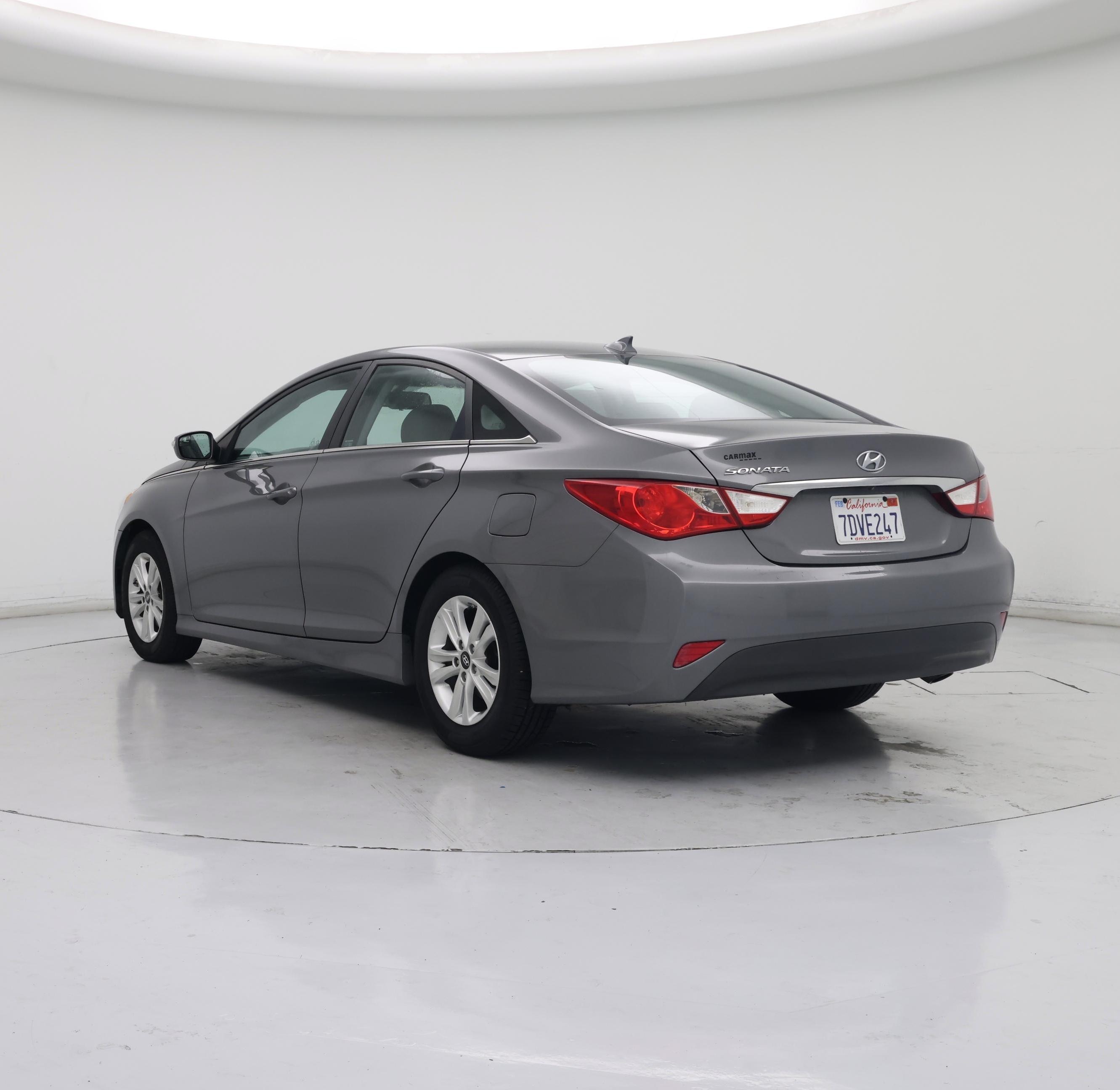 Thumbnail: 2014 Hyundai Sonata - 2