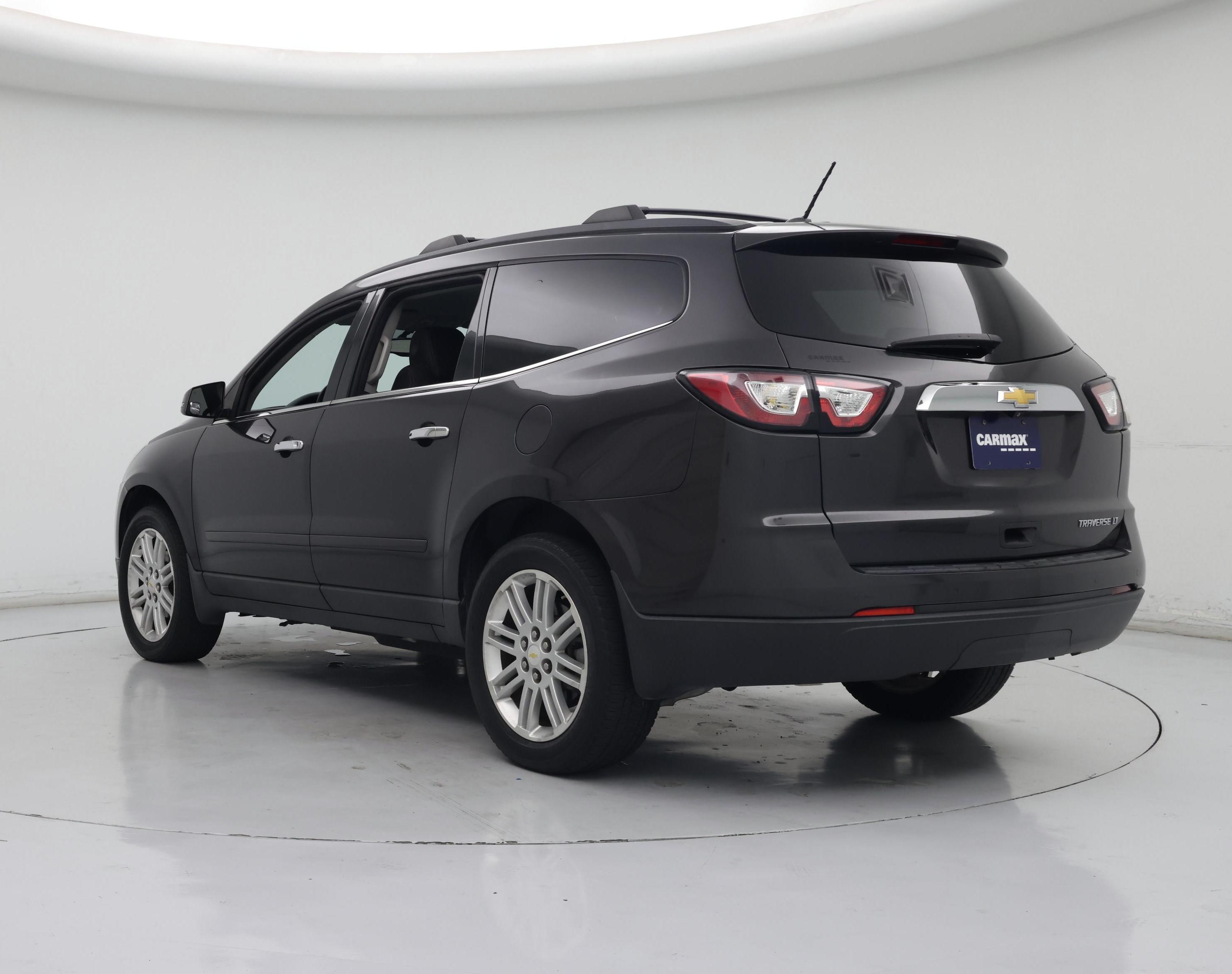 Thumbnail: 2015 Chevrolet Traverse - 2