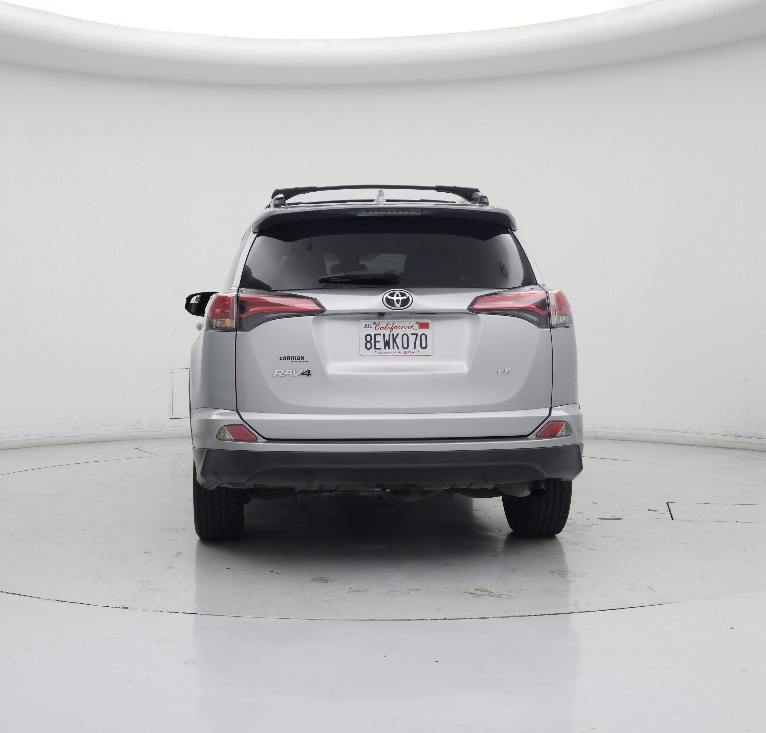 Thumbnail: 2018 Toyota RAV4 - 6