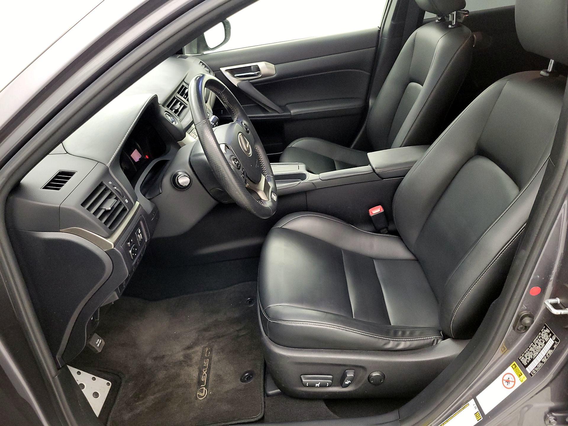 Thumbnail: 2014 Lexus CT - 11