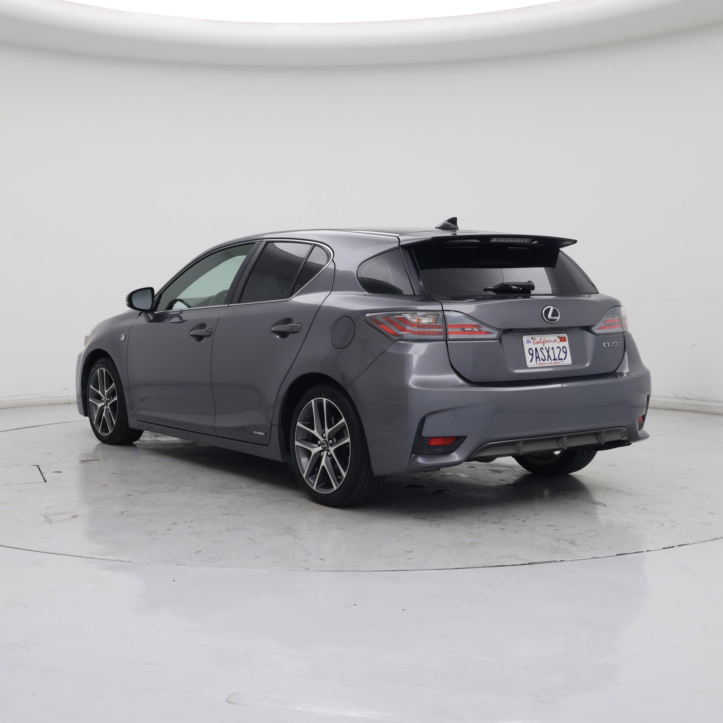 Thumbnail: 2014 Lexus CT - 2