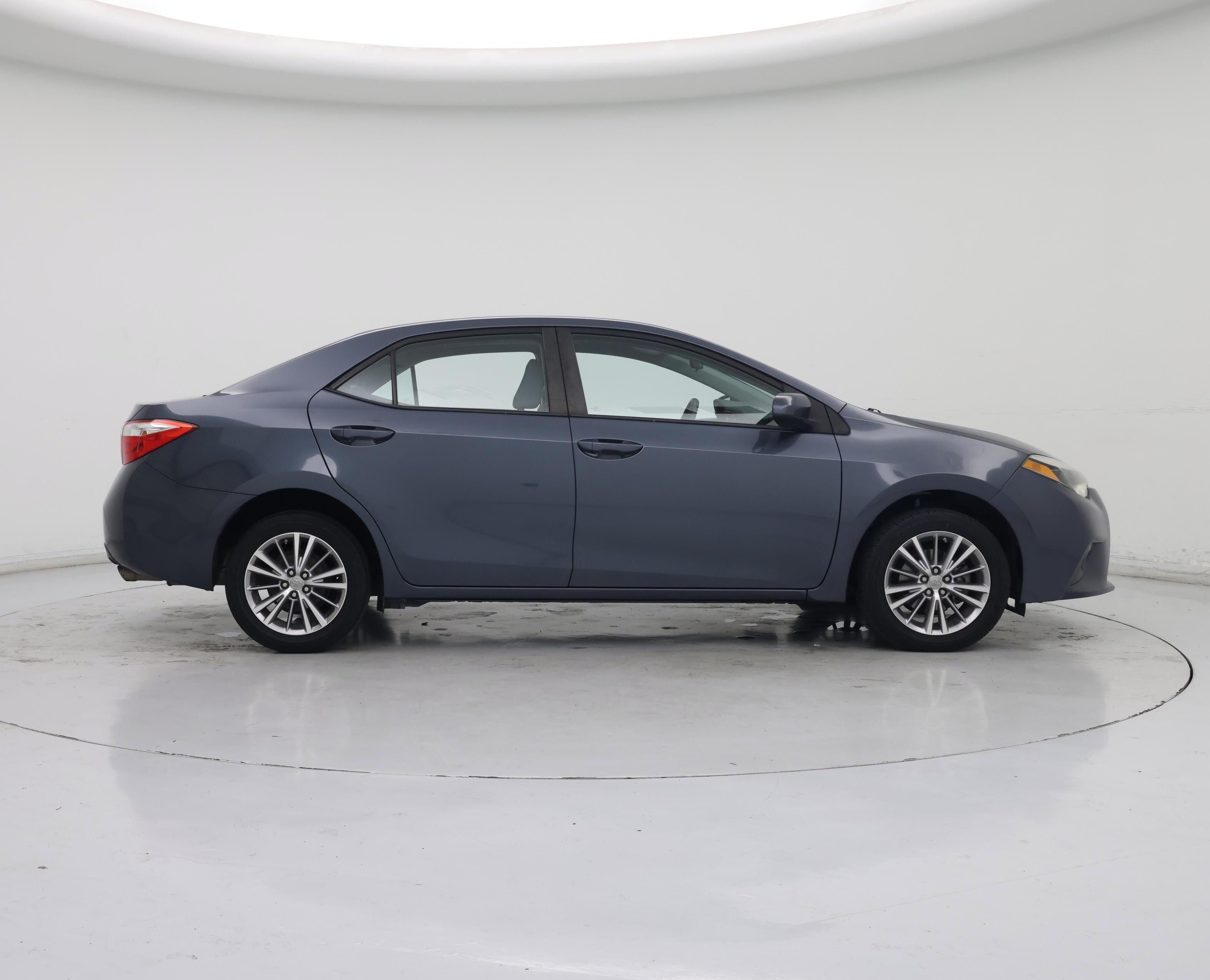 Thumbnail: 2015 Toyota Corolla - 7