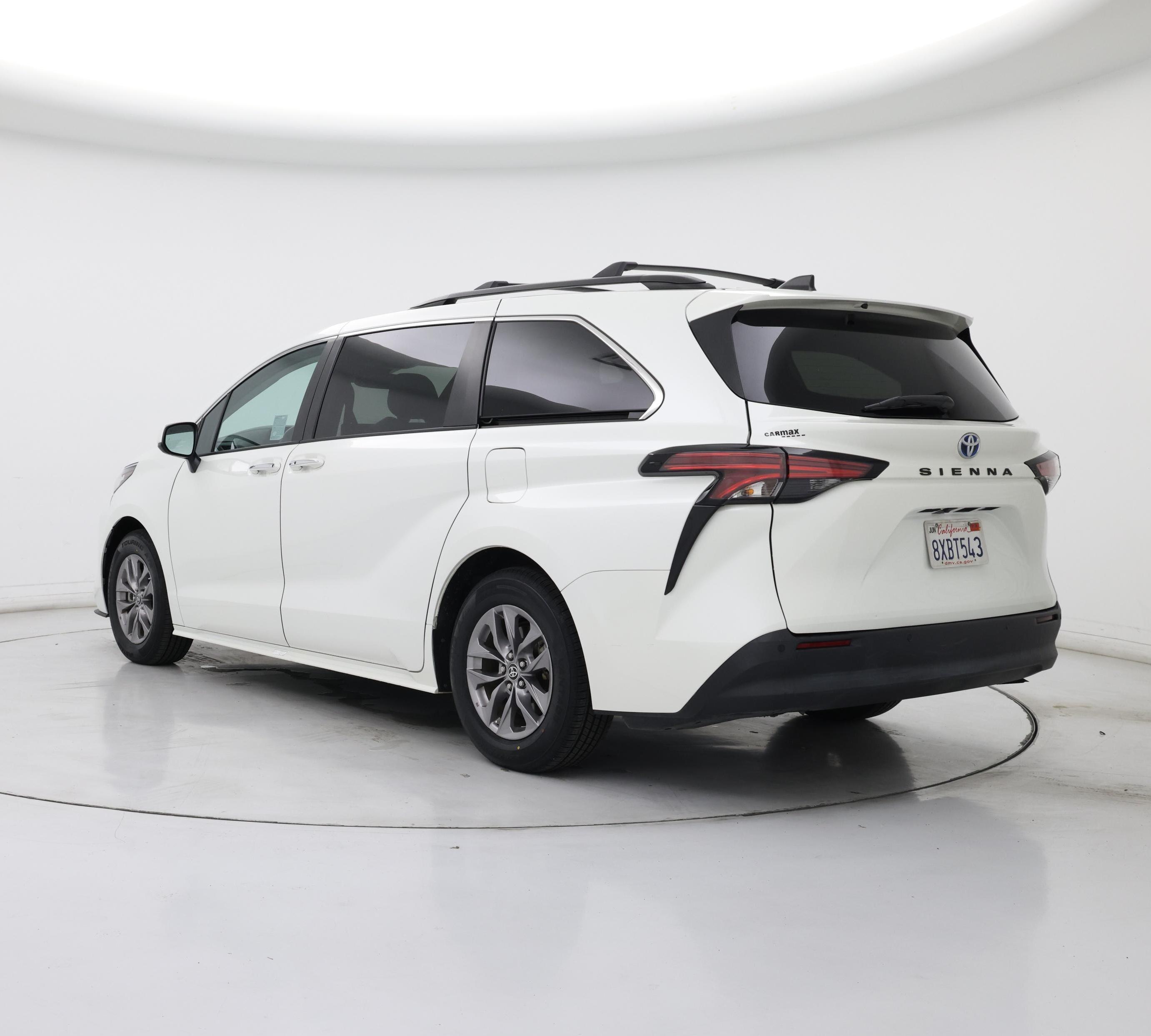 Thumbnail: 2021 Toyota Sienna - 2