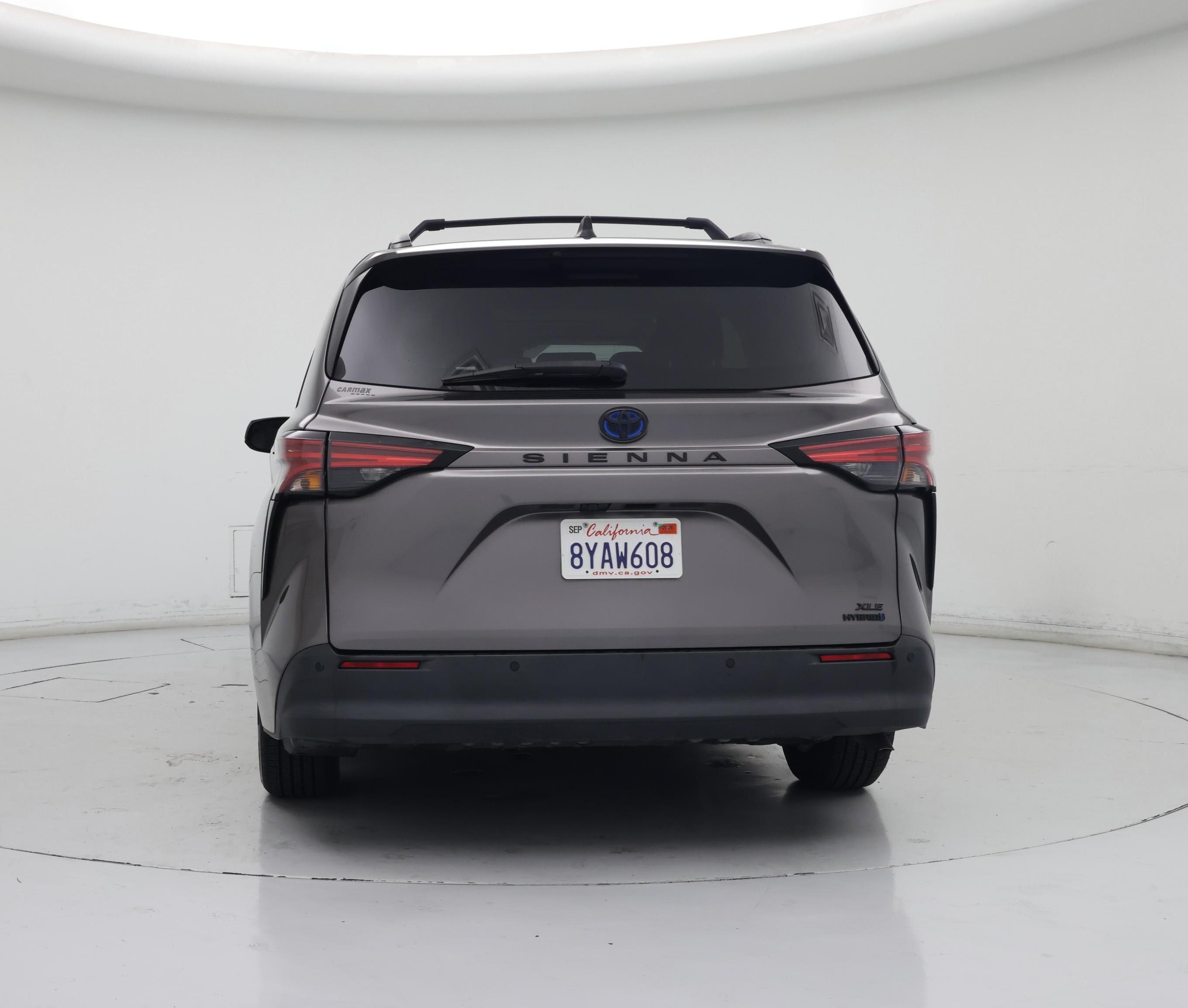 Thumbnail: 2021 Toyota Sienna - 6