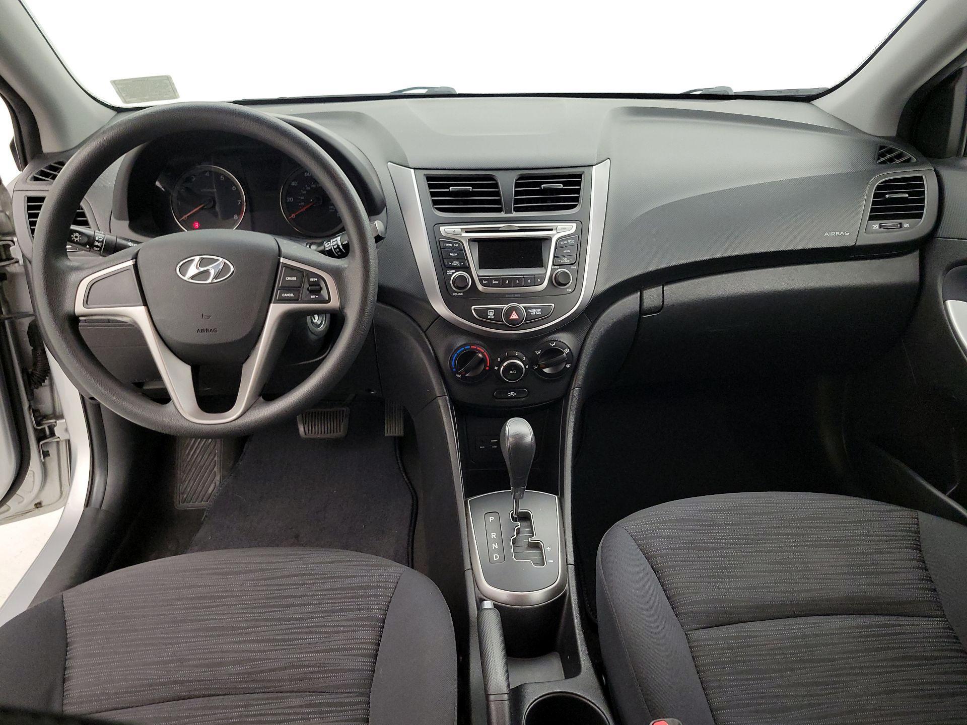 Thumbnail: 2016 Hyundai Accent - 9
