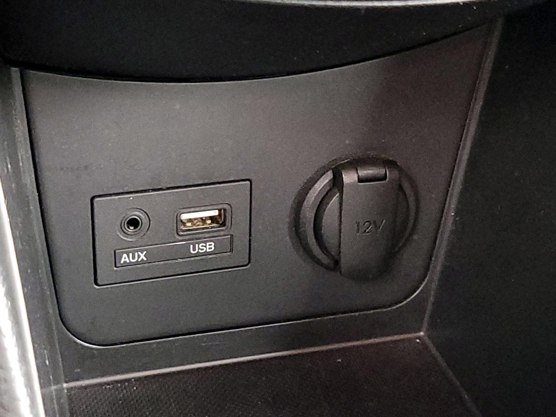 Thumbnail: 2016 Hyundai Accent - 17
