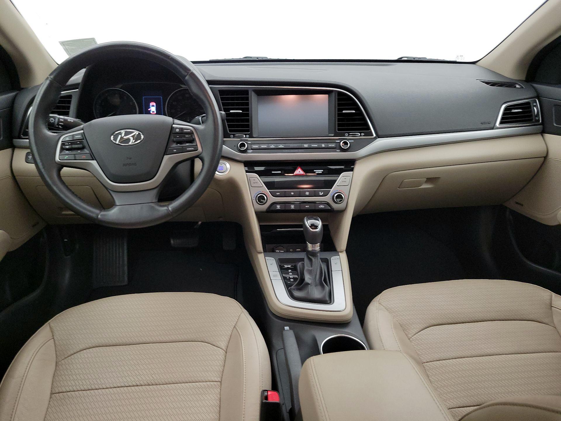 Thumbnail: 2017 Hyundai Elantra - 9