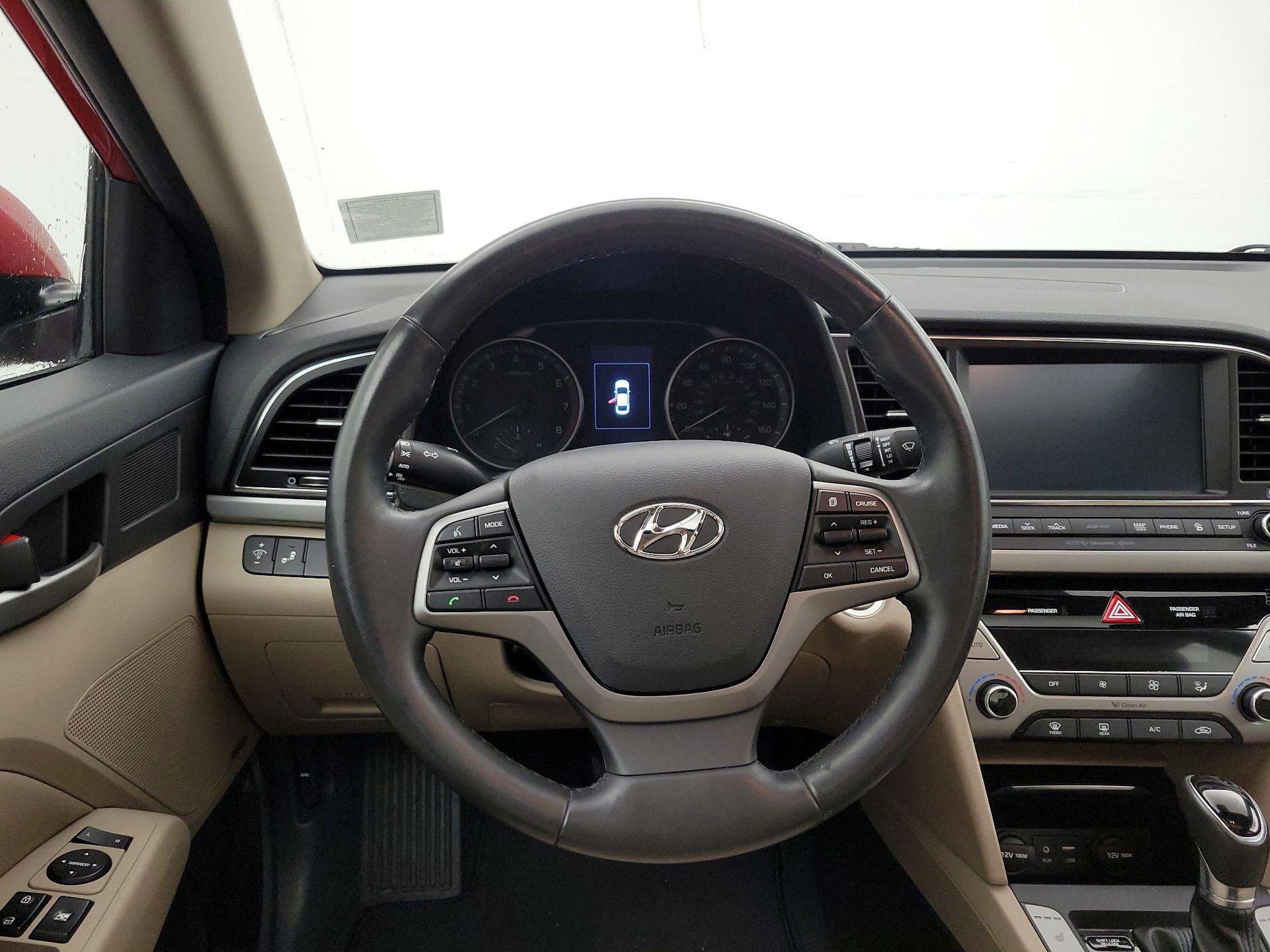 Thumbnail: 2017 Hyundai Elantra - 10