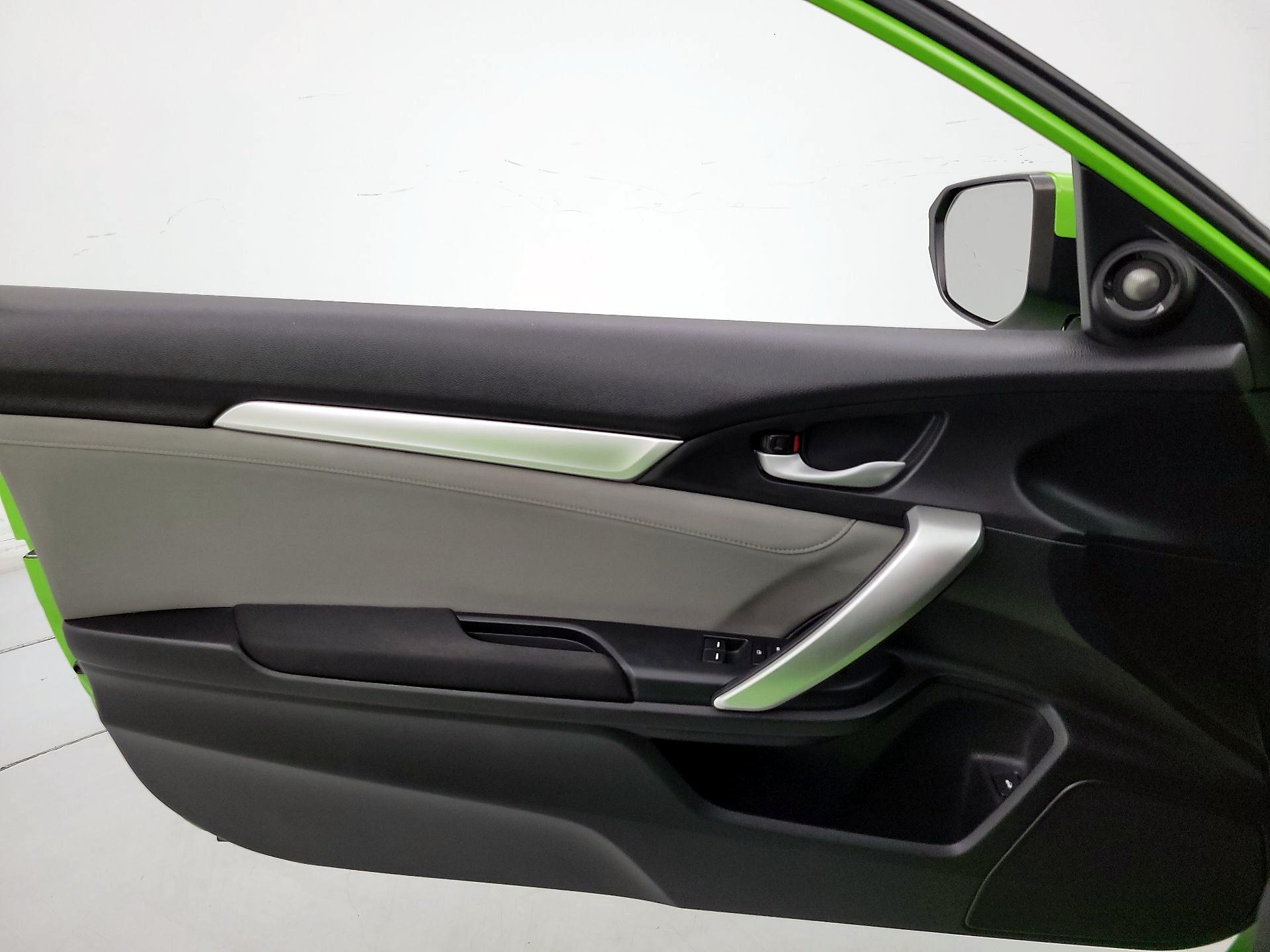 Thumbnail: 2017 Honda Civic - 12