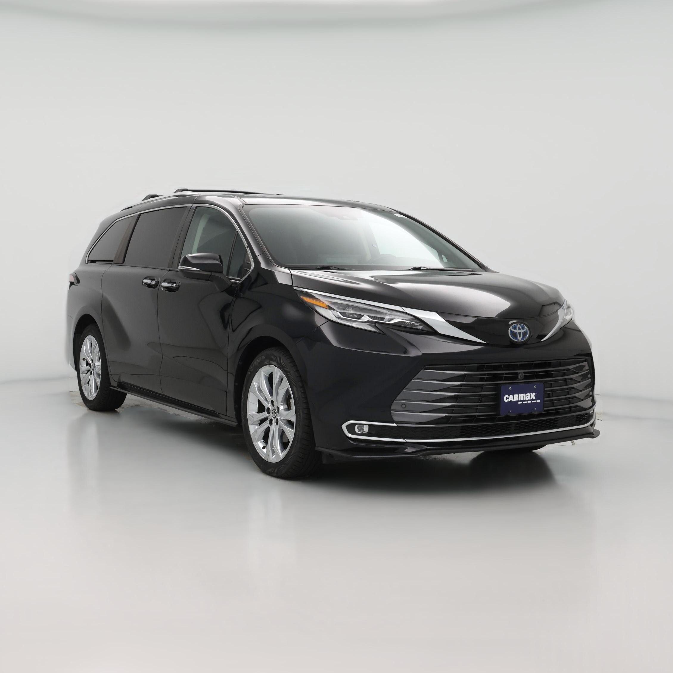 Thumbnail: 2022 Toyota Sienna - 1