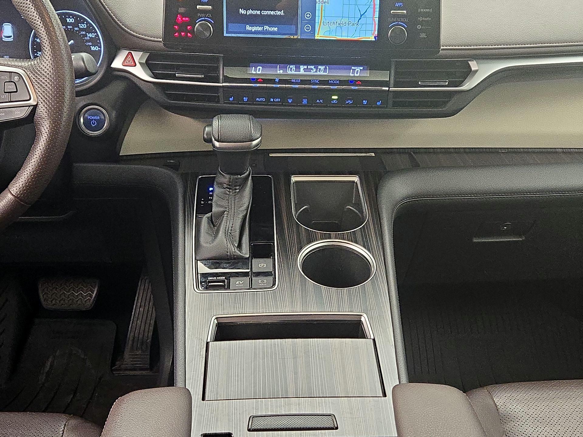 Thumbnail: 2022 Toyota Sienna - 18