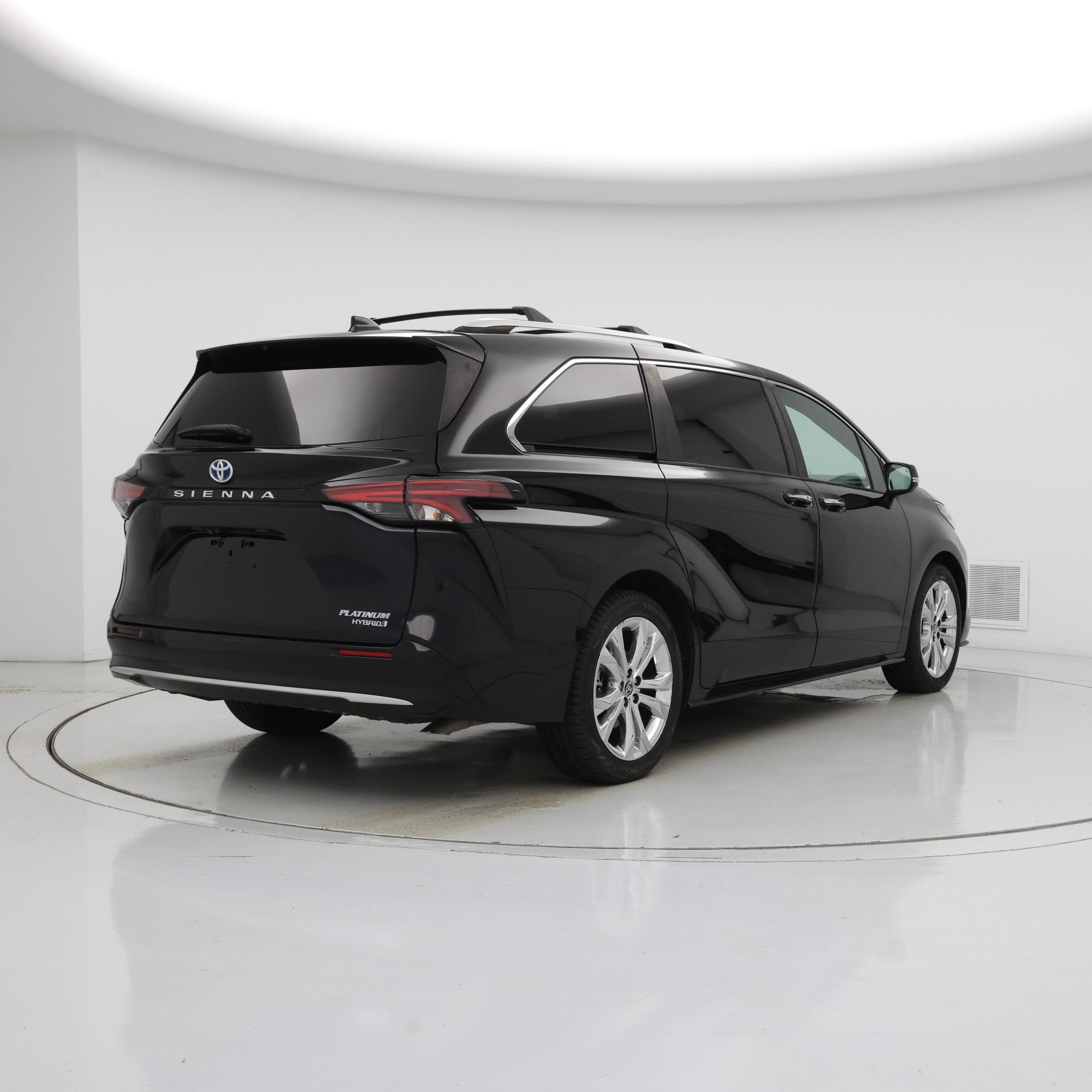 Thumbnail: 2022 Toyota Sienna - 8