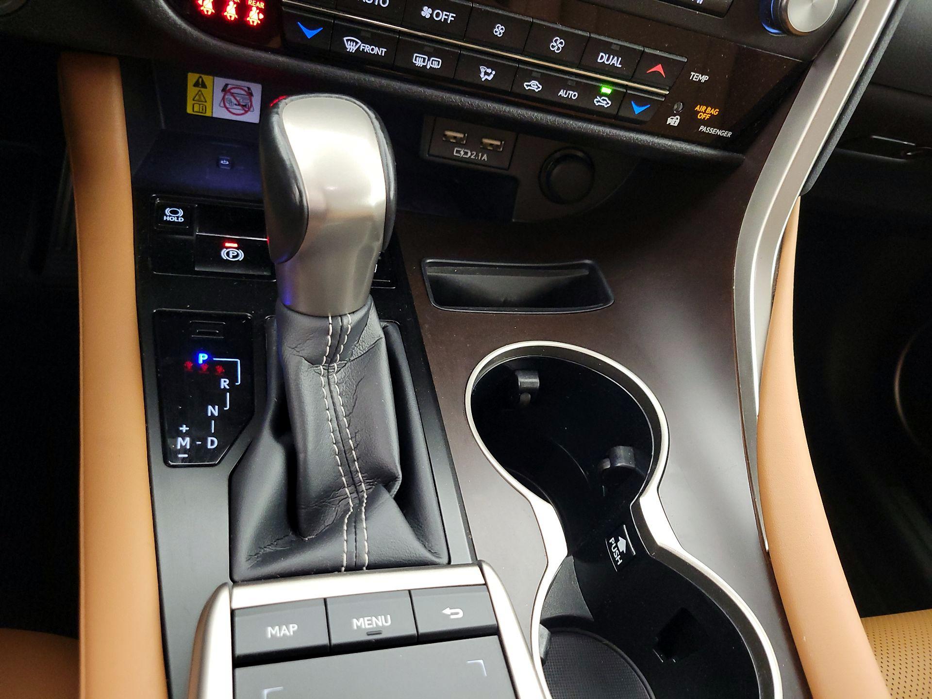 Thumbnail: 2022 Lexus RX - 17