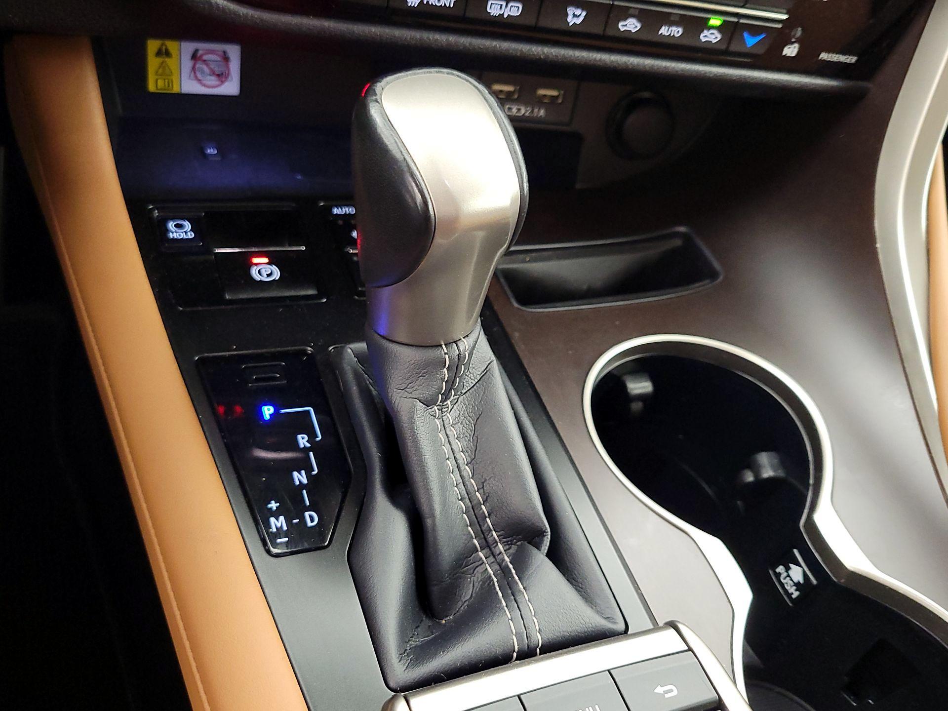 Thumbnail: 2022 Lexus RX - 18