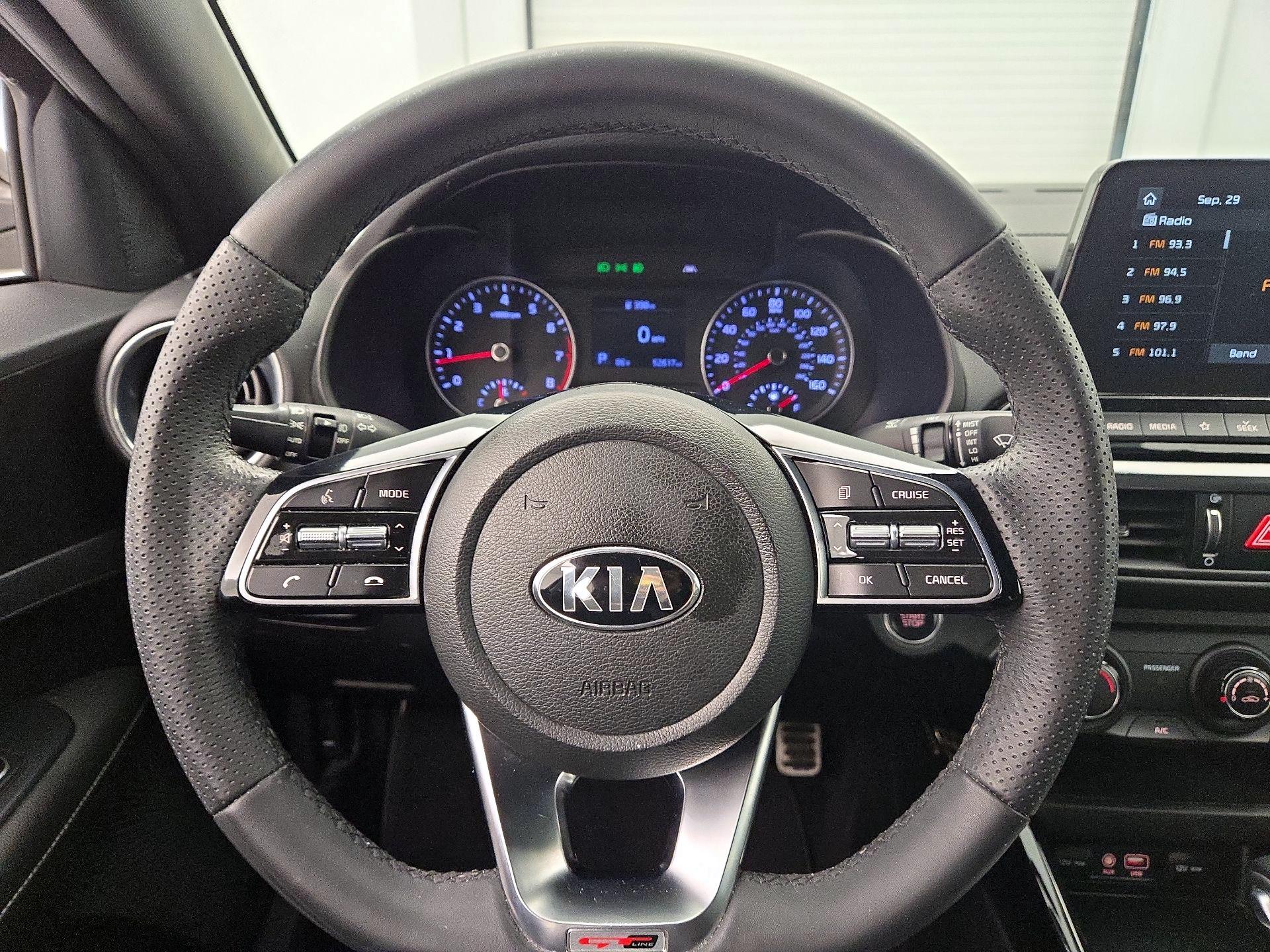 Thumbnail: 2020 Kia Forte - 10