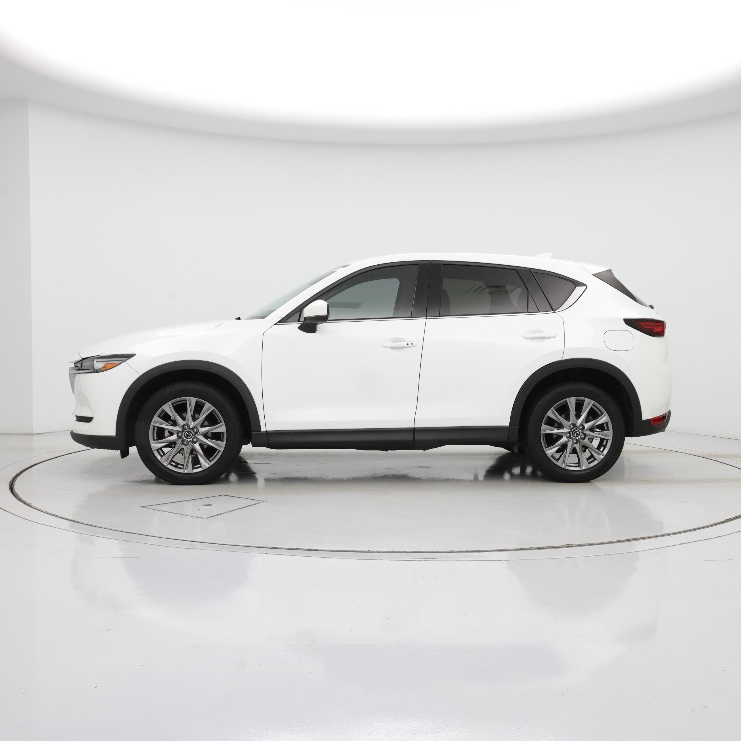 Thumbnail: 2021 Mazda CX-5 - 3