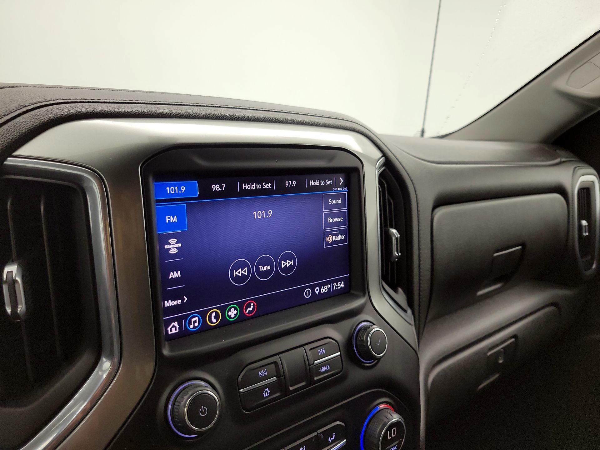 Thumbnail: 2020 Chevrolet Silverado 1500 - 15