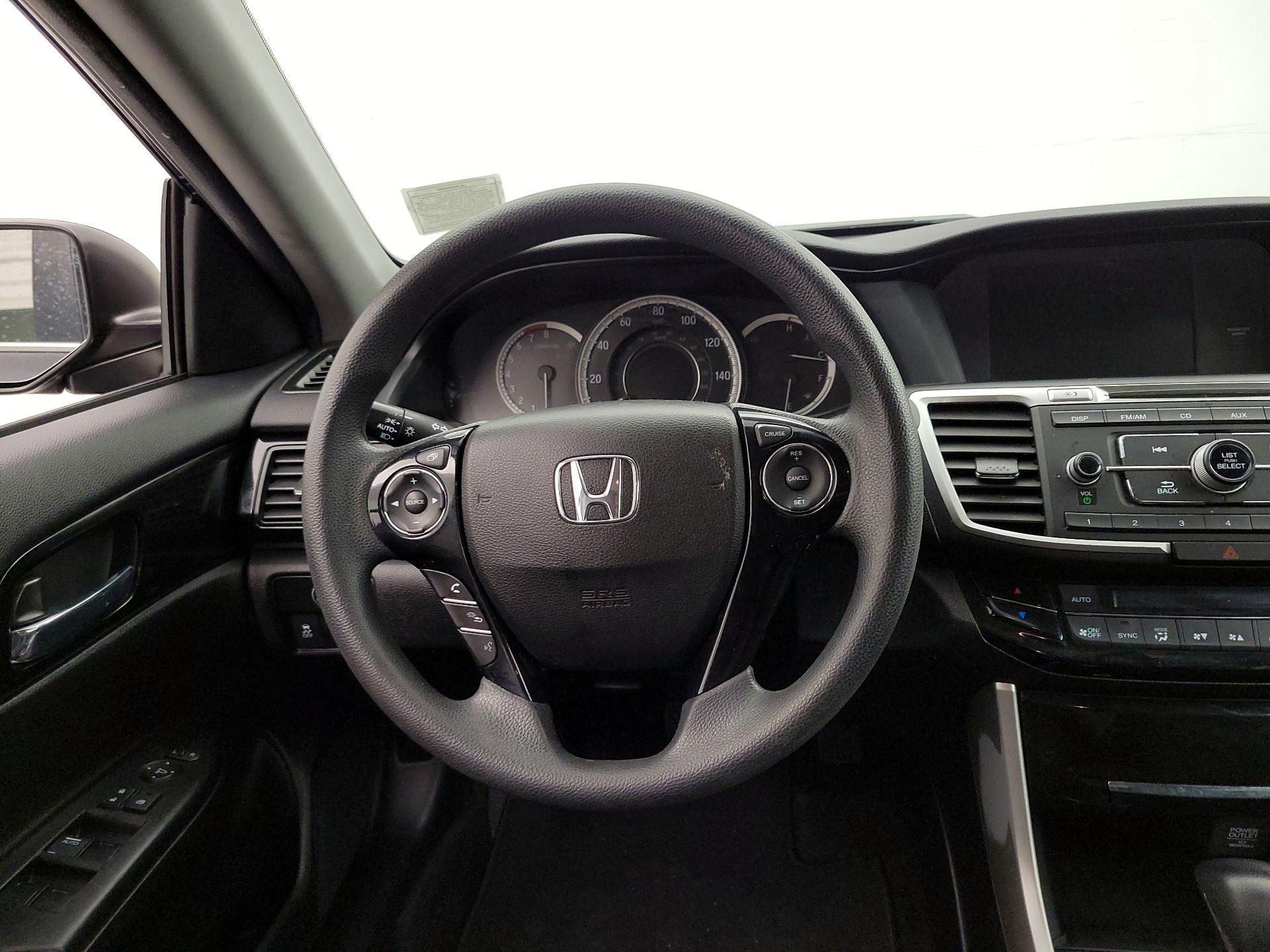 Thumbnail: 2016 Honda Accord - 10