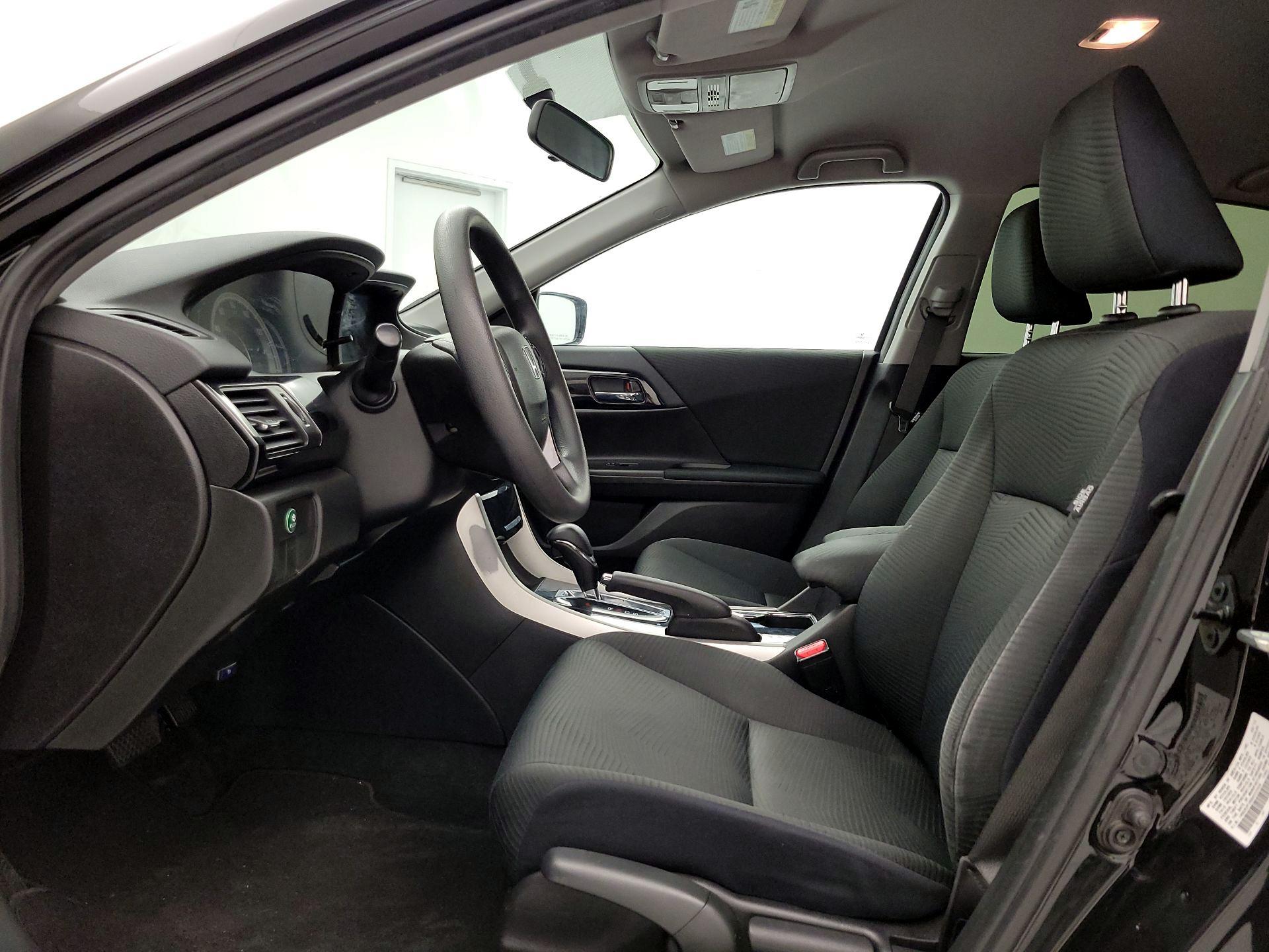 Thumbnail: 2016 Honda Accord - 11