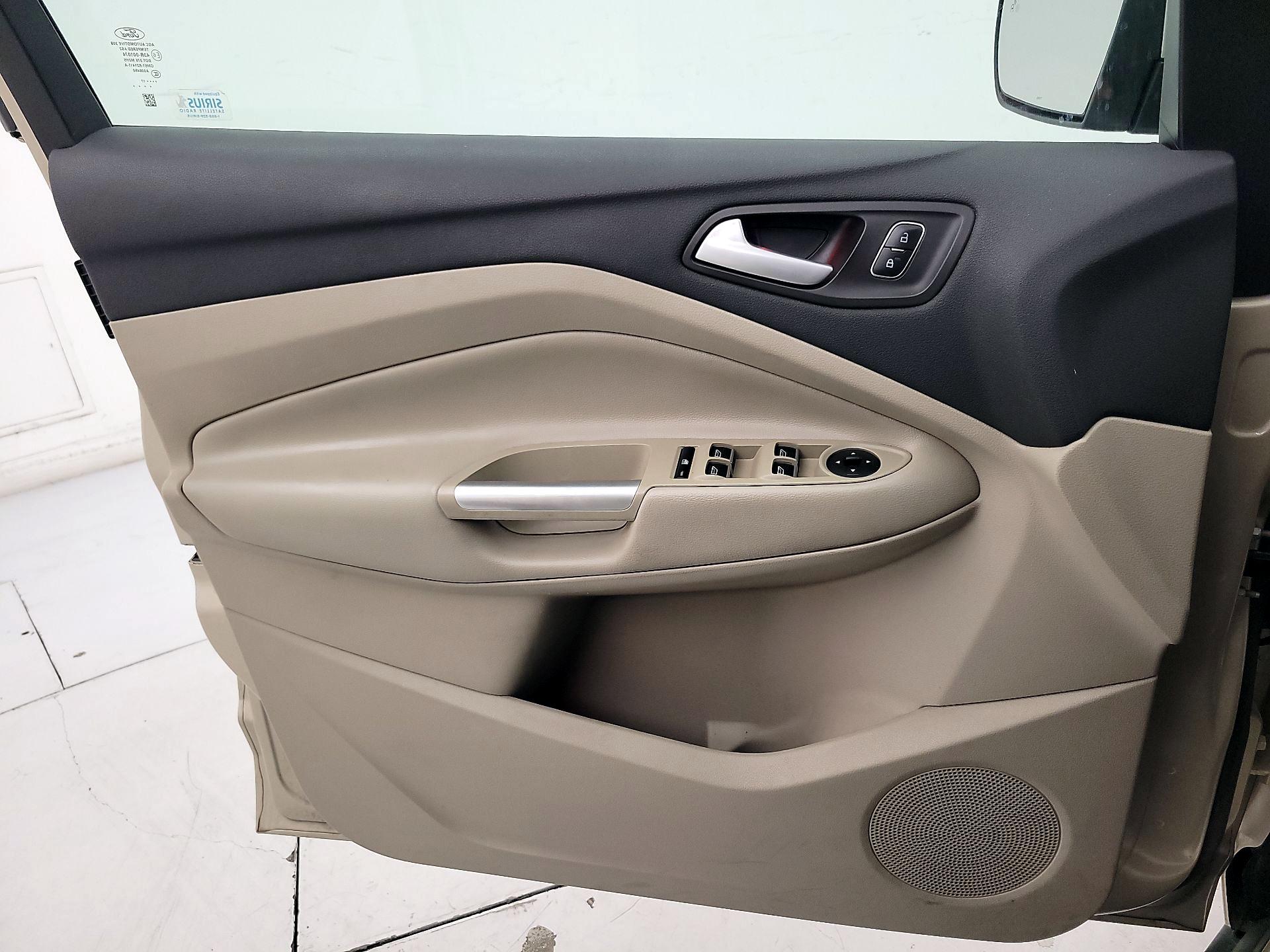 Thumbnail: 2017 Ford C-Max - 12