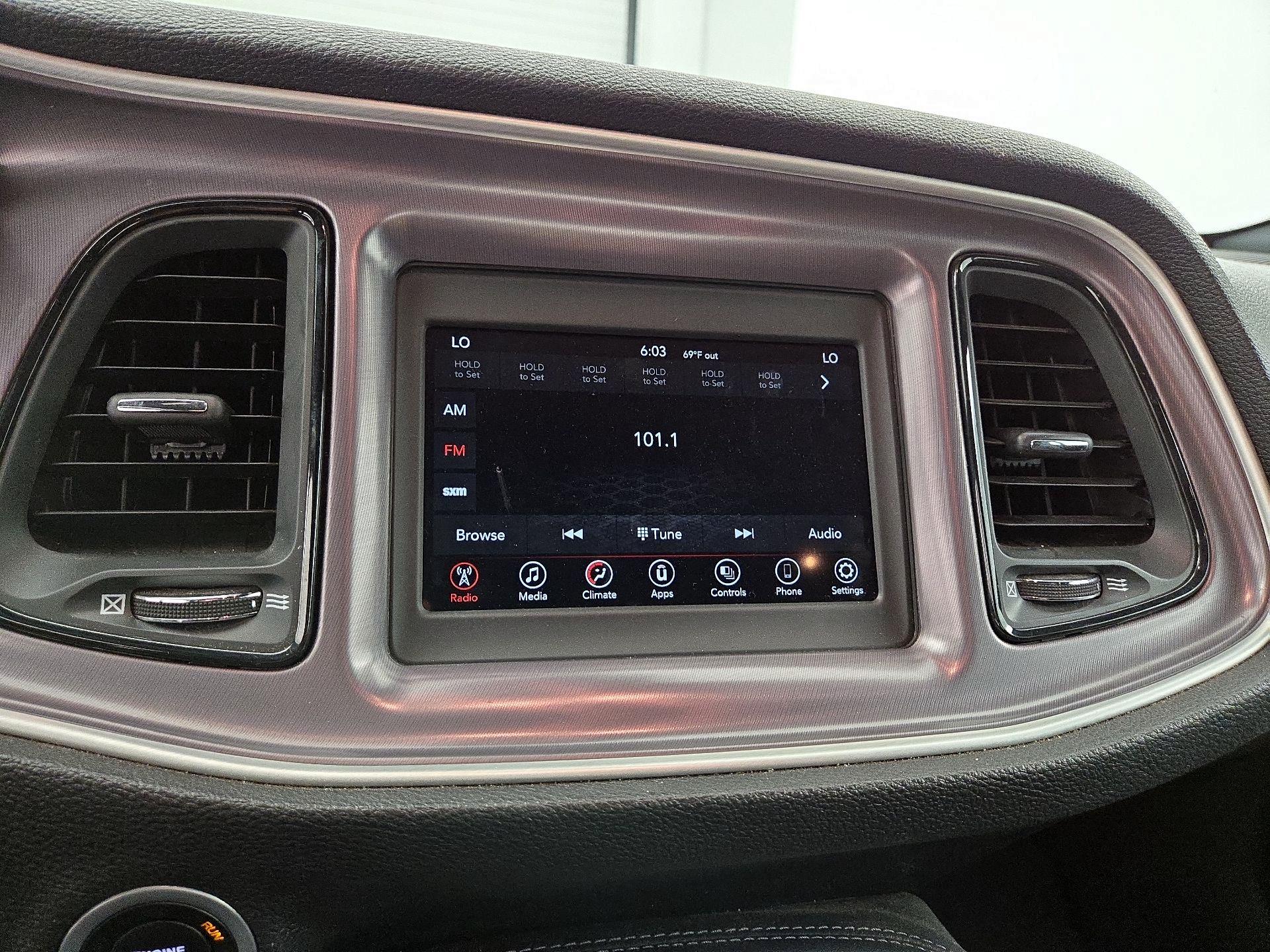 Thumbnail: 2021 Dodge Challenger - 15