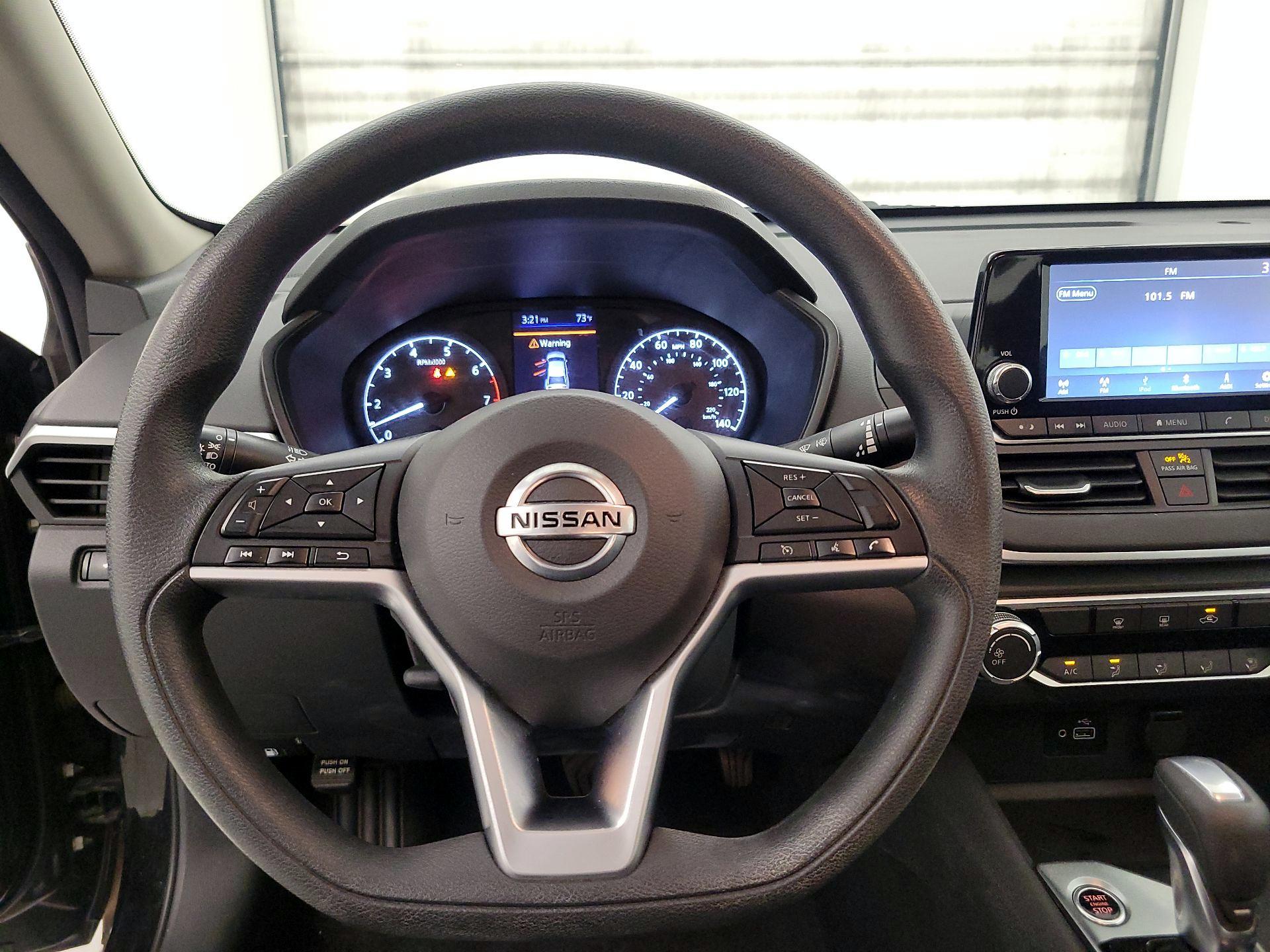 Thumbnail: 2021 Nissan Altima - 10