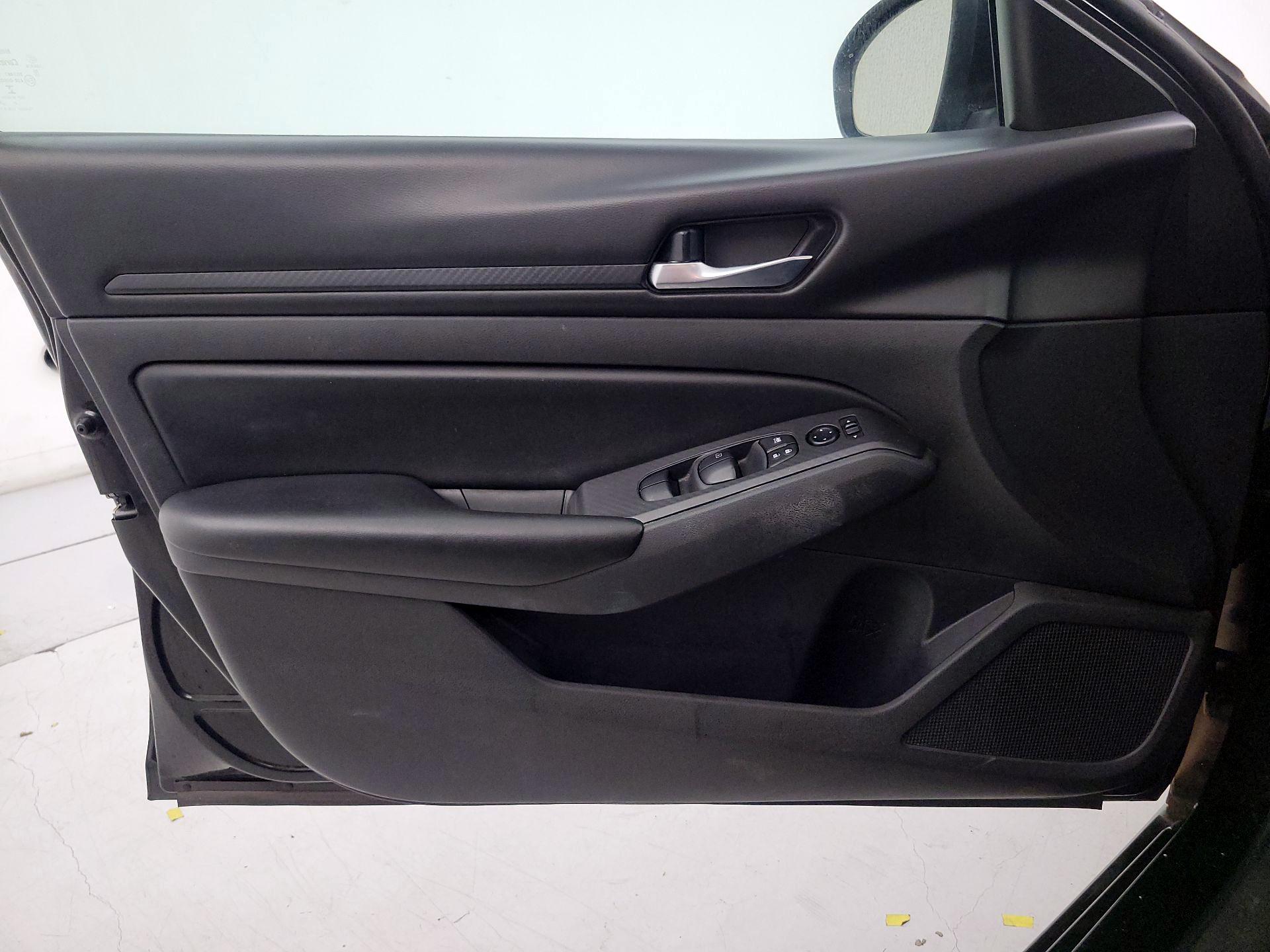 Thumbnail: 2021 Nissan Altima - 12