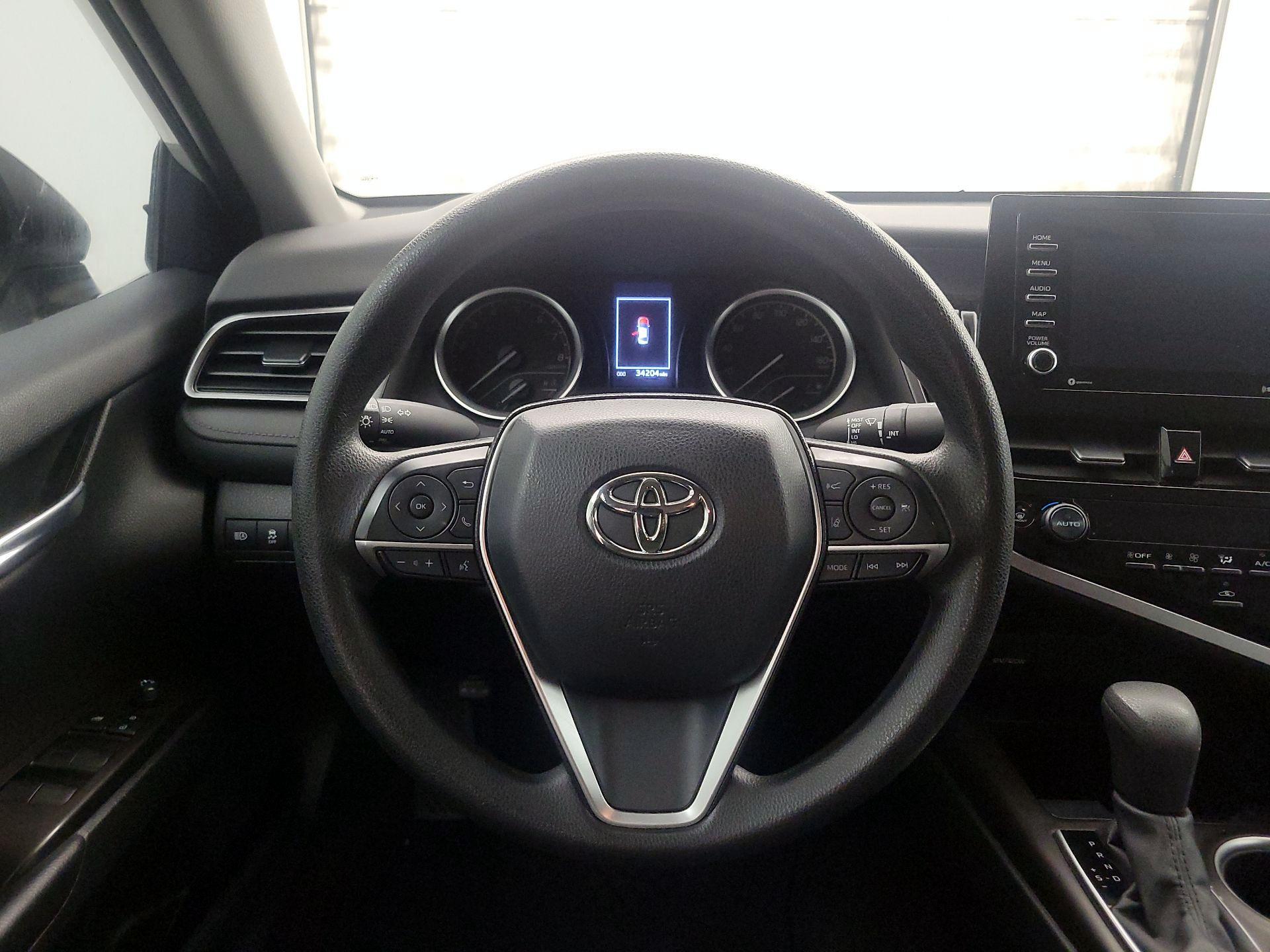 Thumbnail: 2022 Toyota Camry - 10