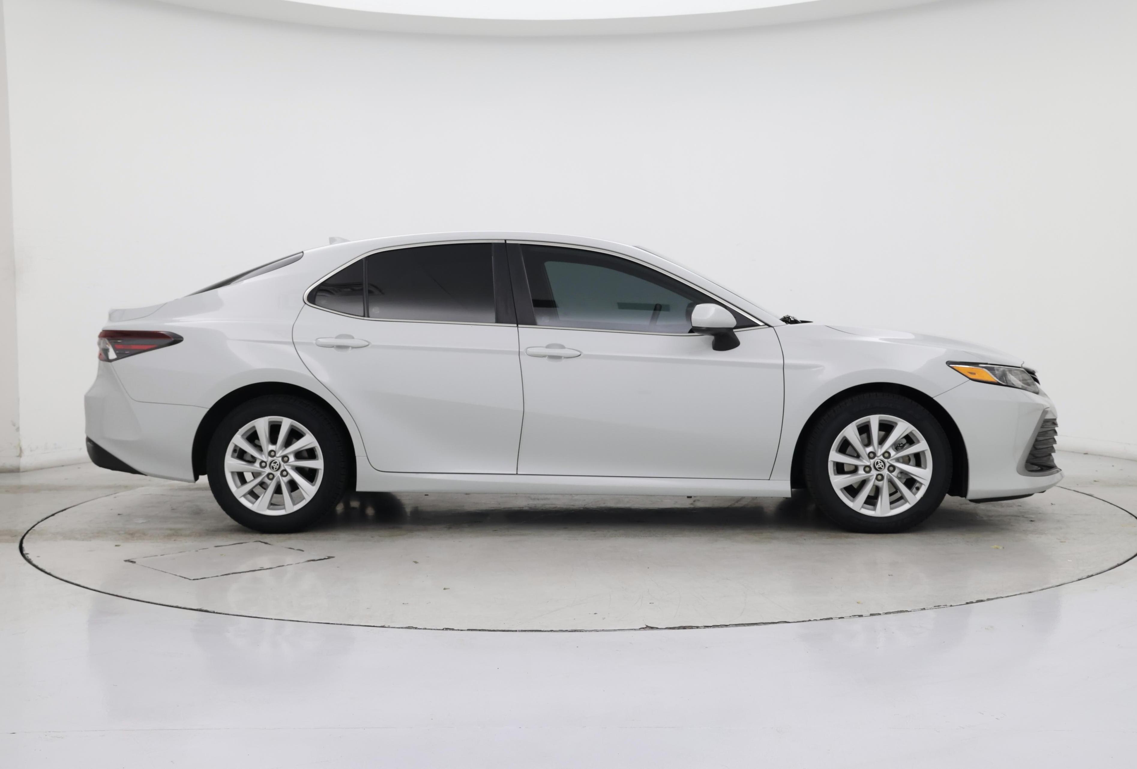Thumbnail: 2022 Toyota Camry - 7
