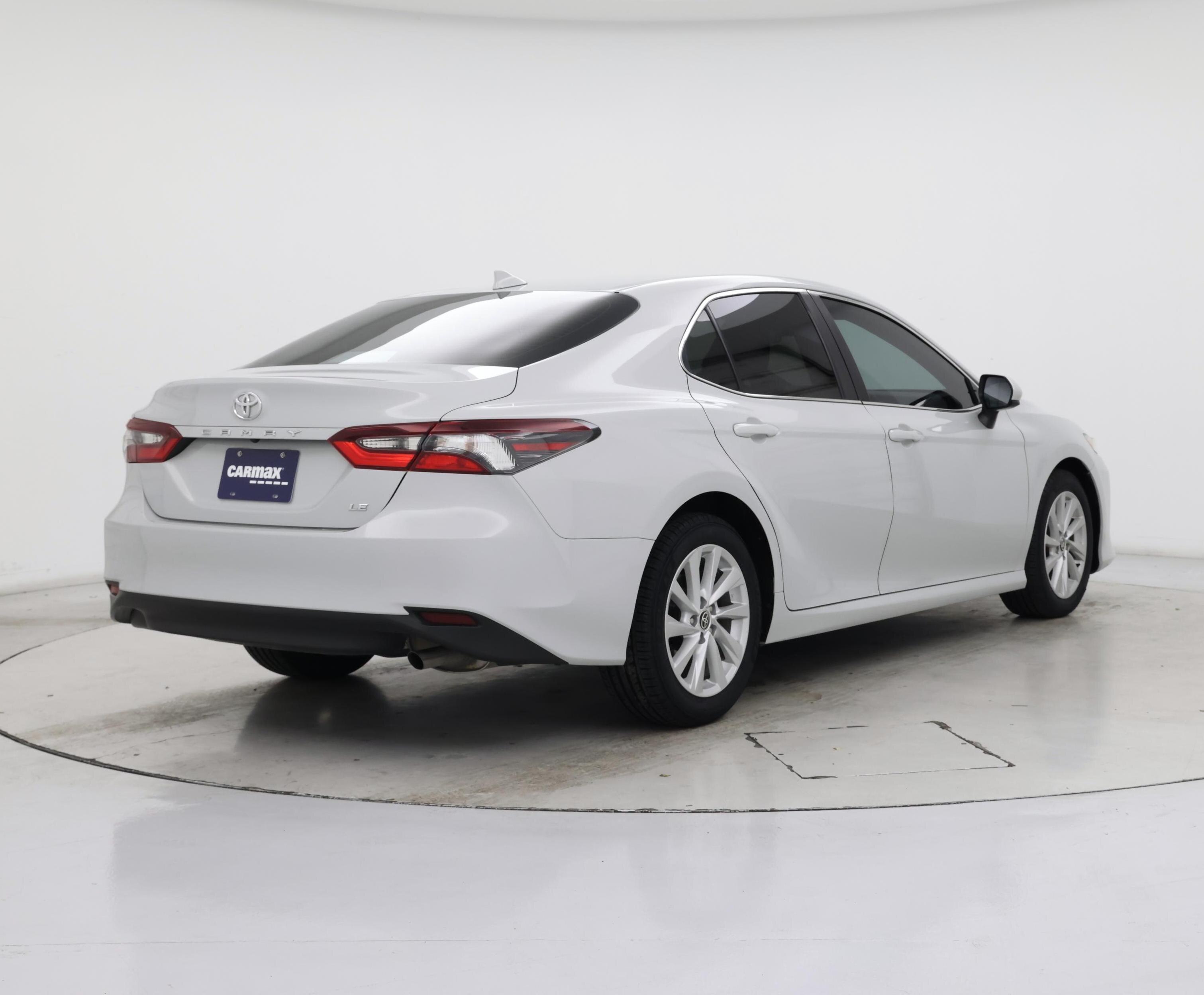 Thumbnail: 2022 Toyota Camry - 8
