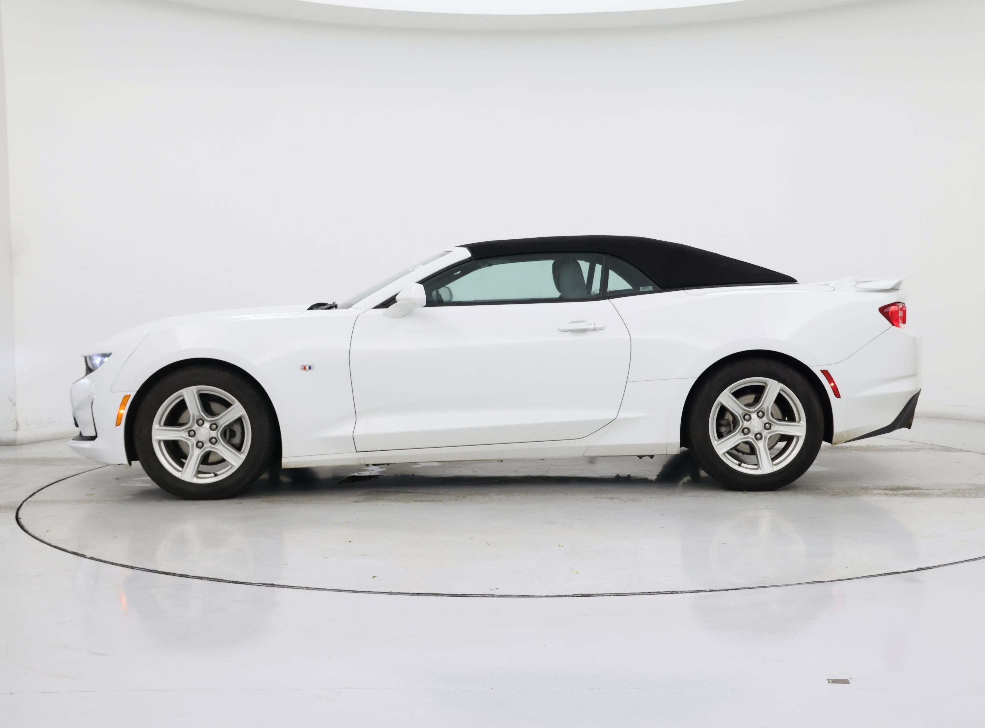 Thumbnail: 2020 Chevrolet Camaro - 3