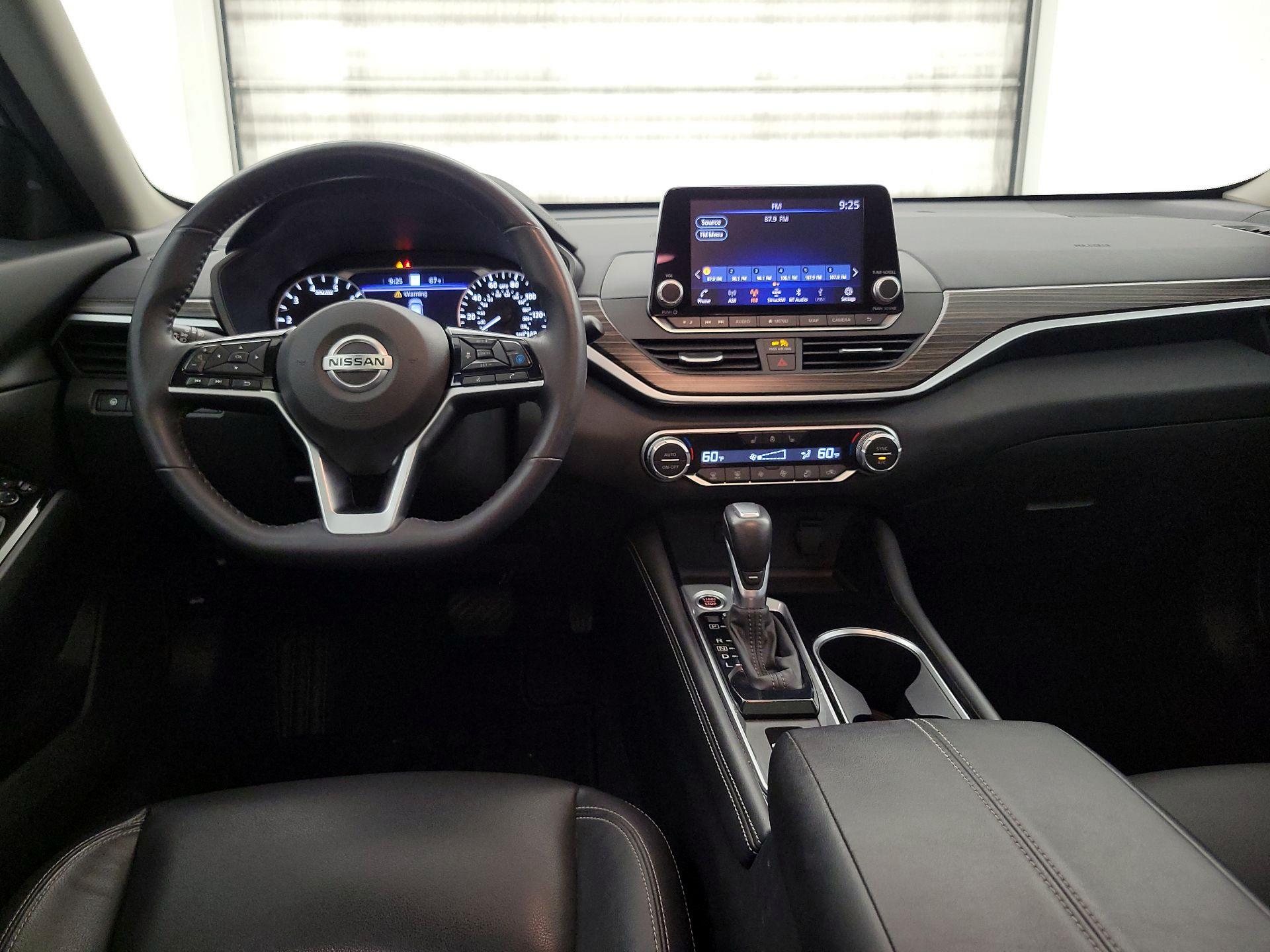 Thumbnail: 2022 Nissan Altima - 9